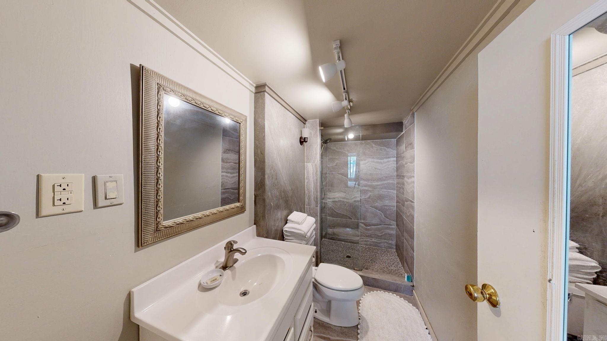 Hill Crest - Residential