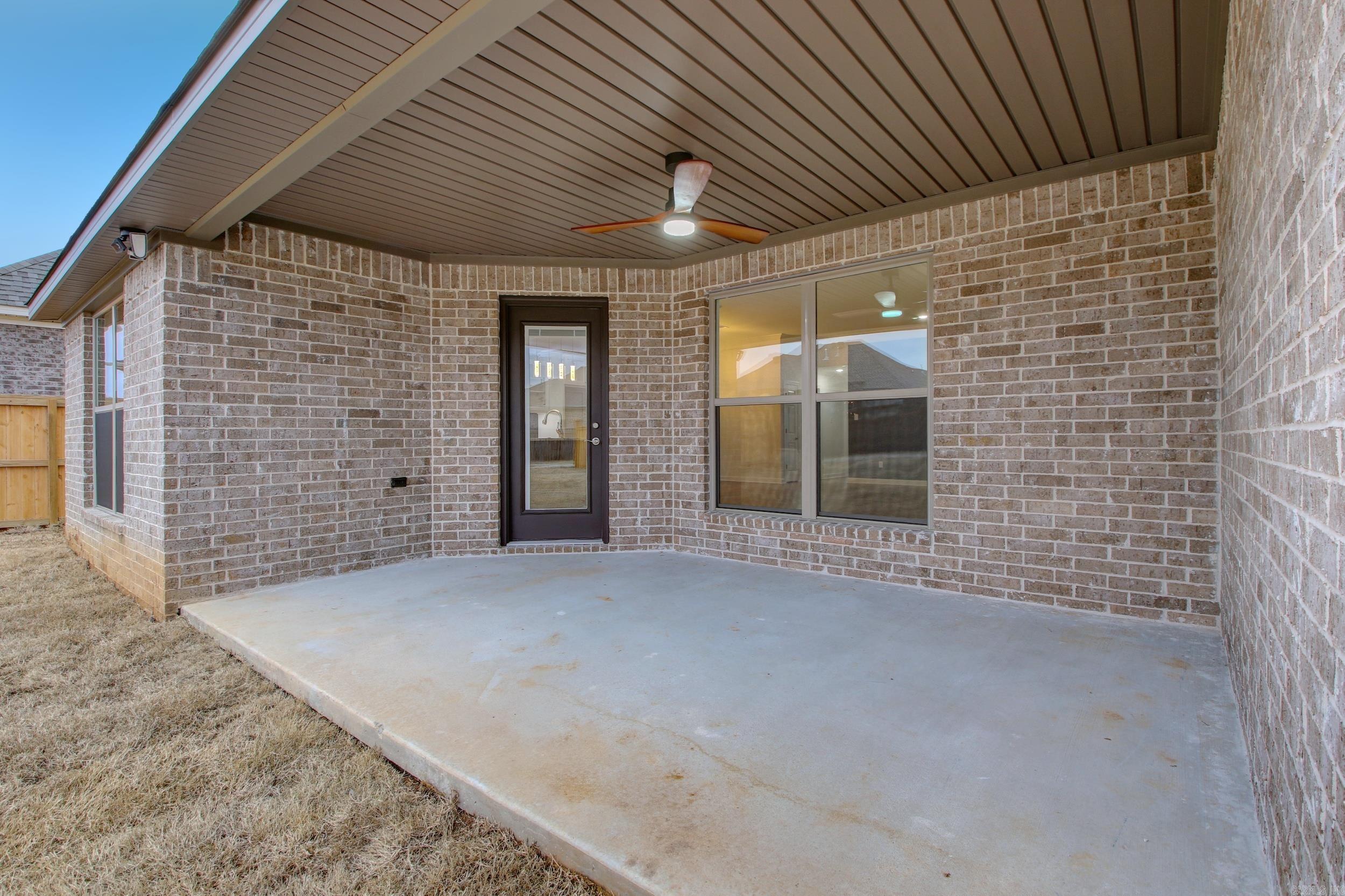 COUNTRY CLUB OF ARK THE - Residential
