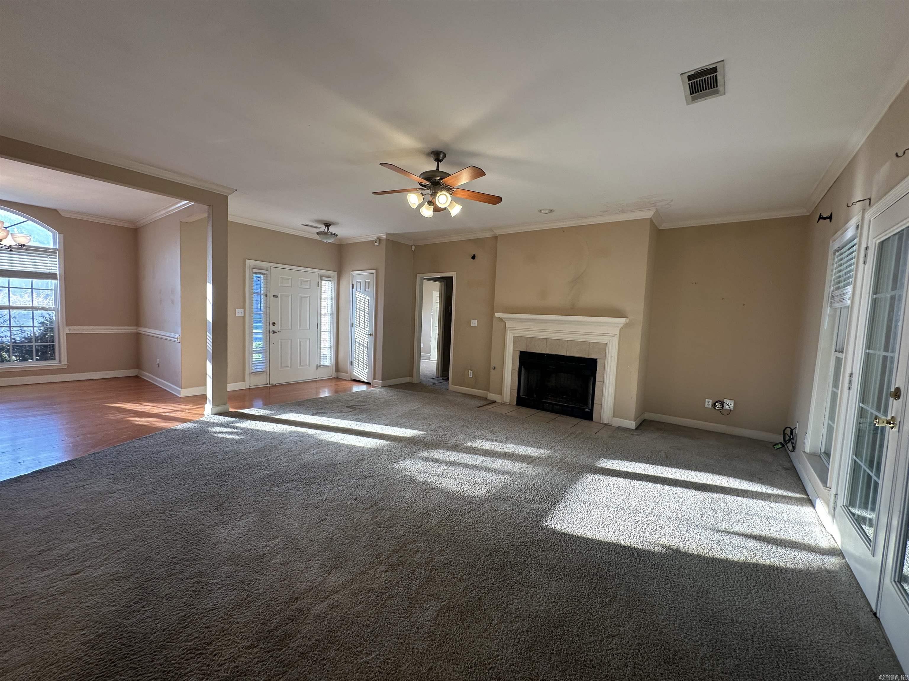 AUSTIN LAKES ON THE BAY ADDN - Residential