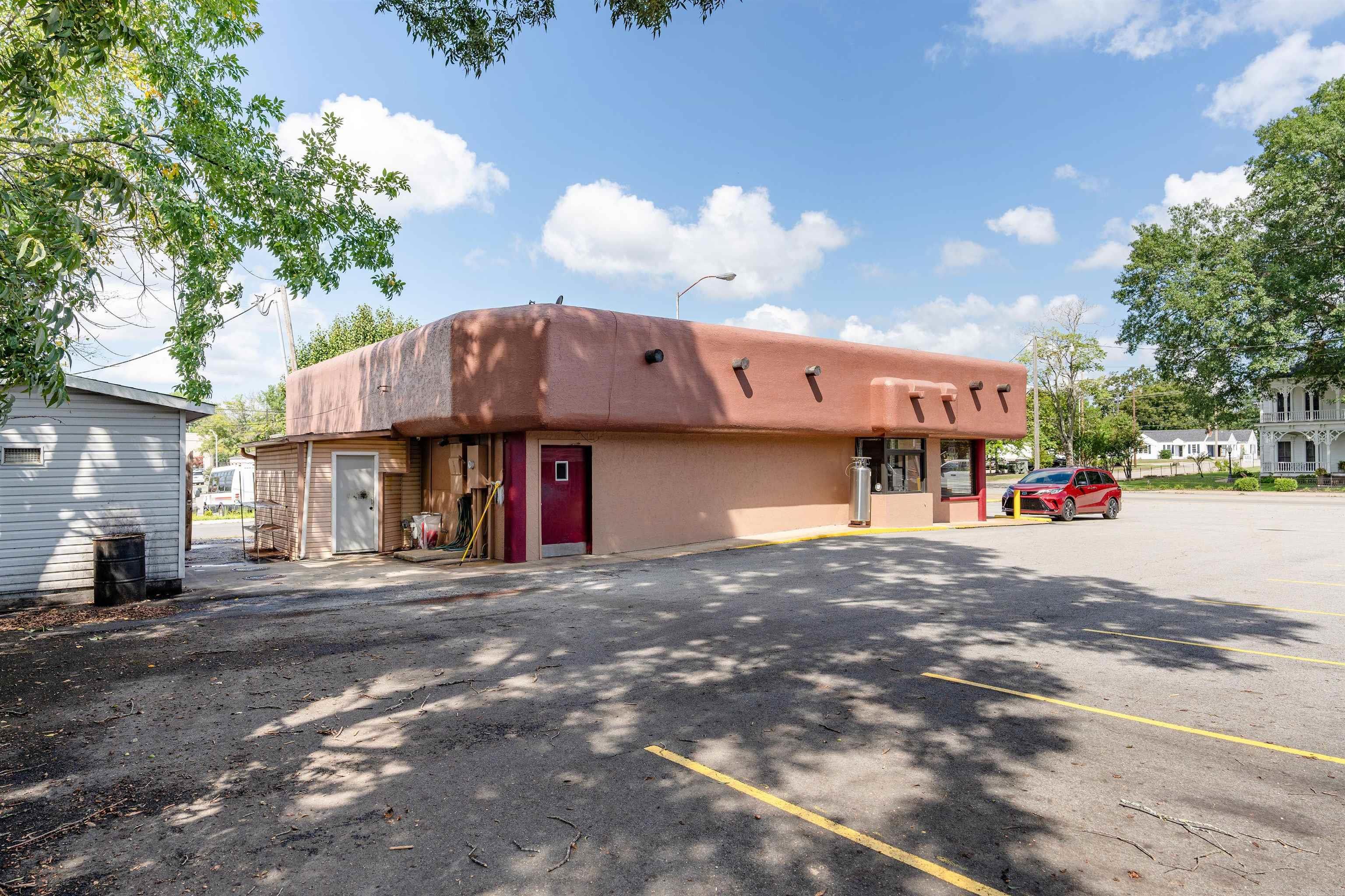 Searcy Original - Commercial Sale