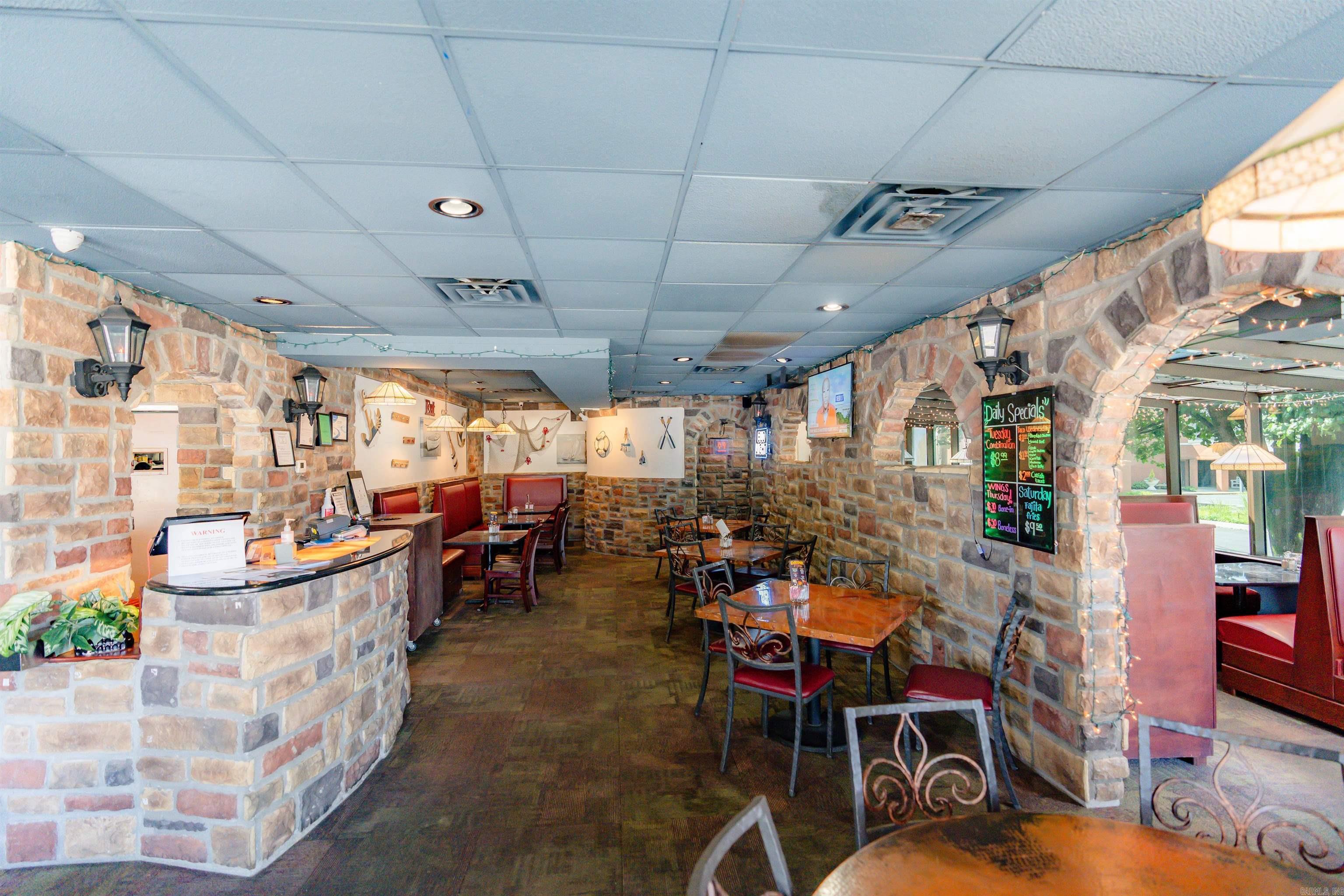 Searcy Original - Commercial Sale