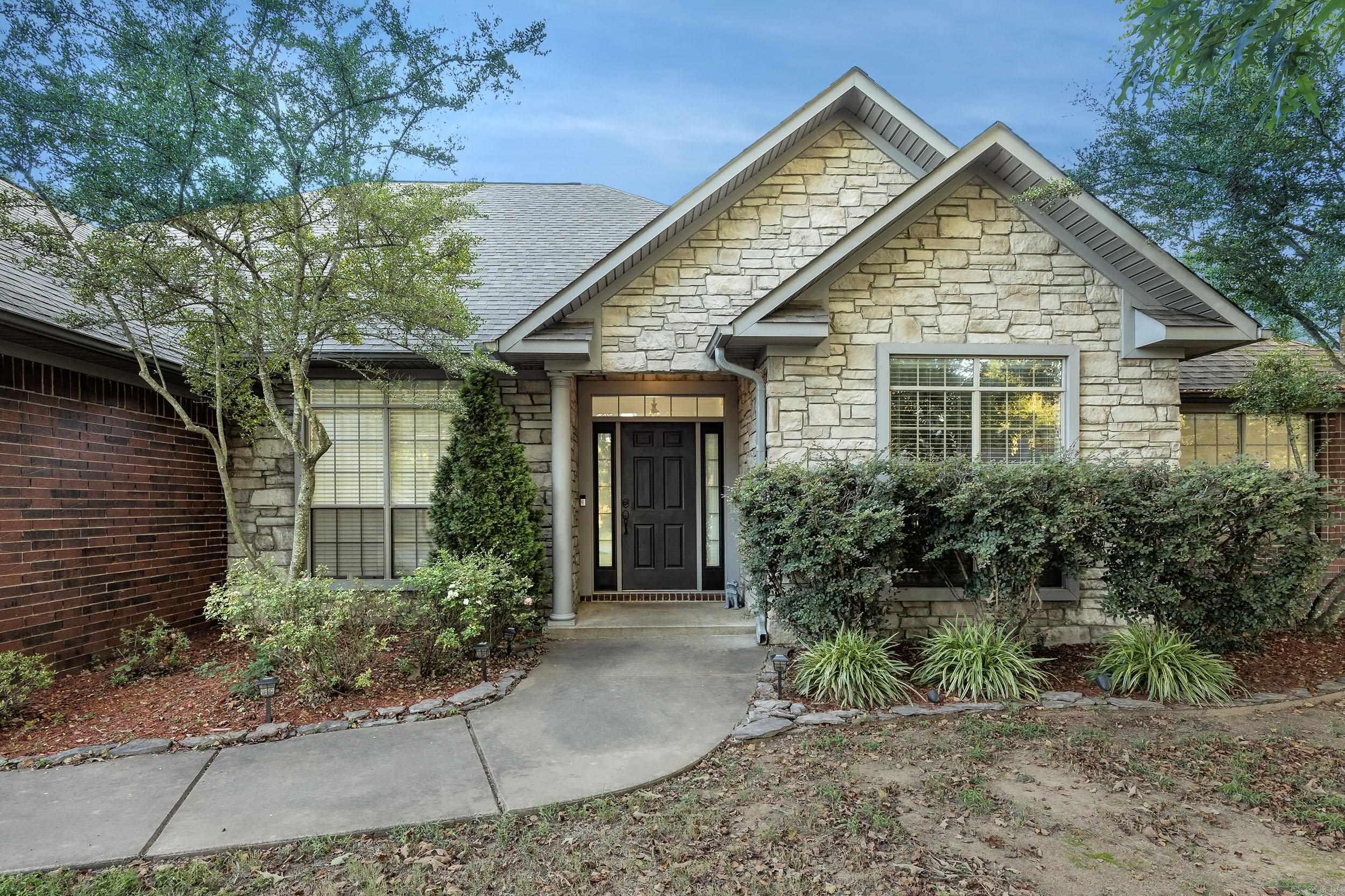 CATHERINE PLACE - Residential