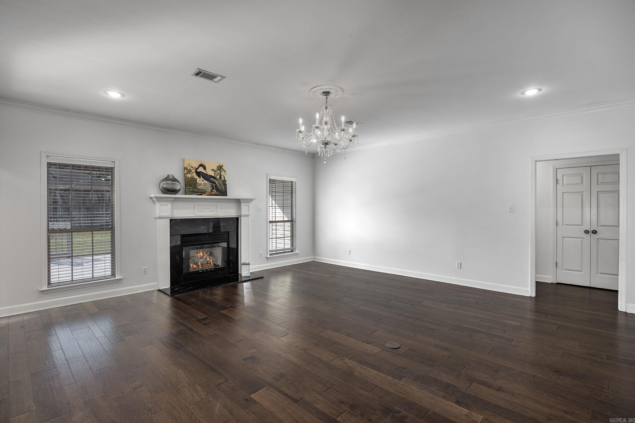 CATHERINE PLACE - Residential