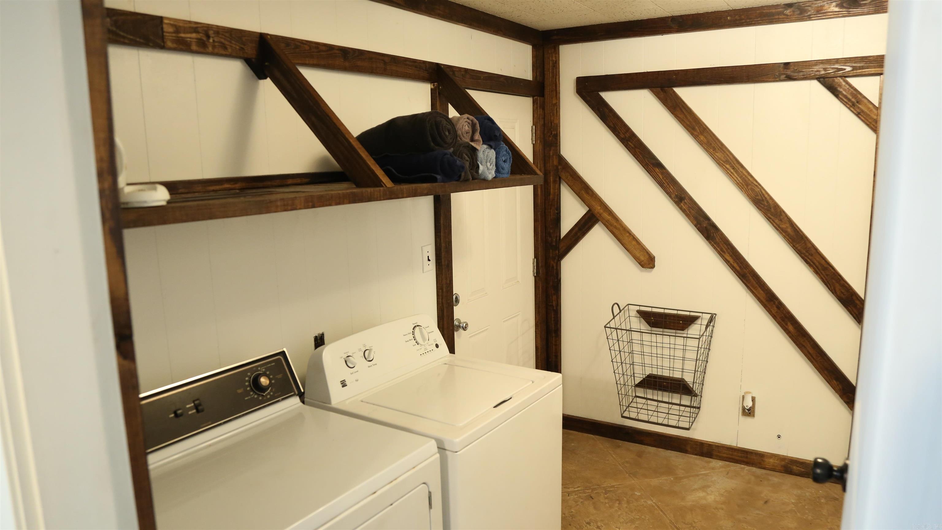 MCNEIL - Residential