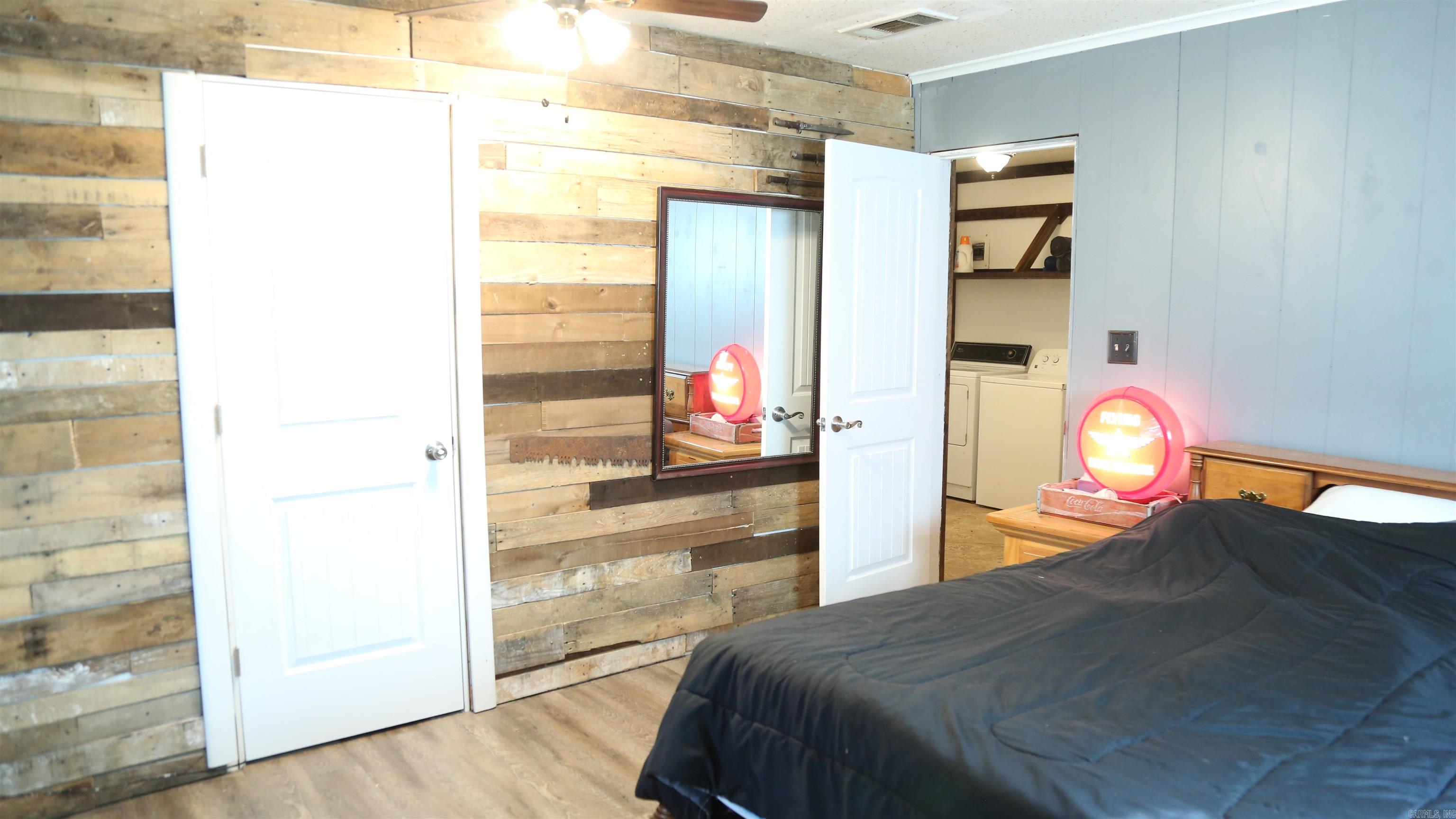 MCNEIL - Residential