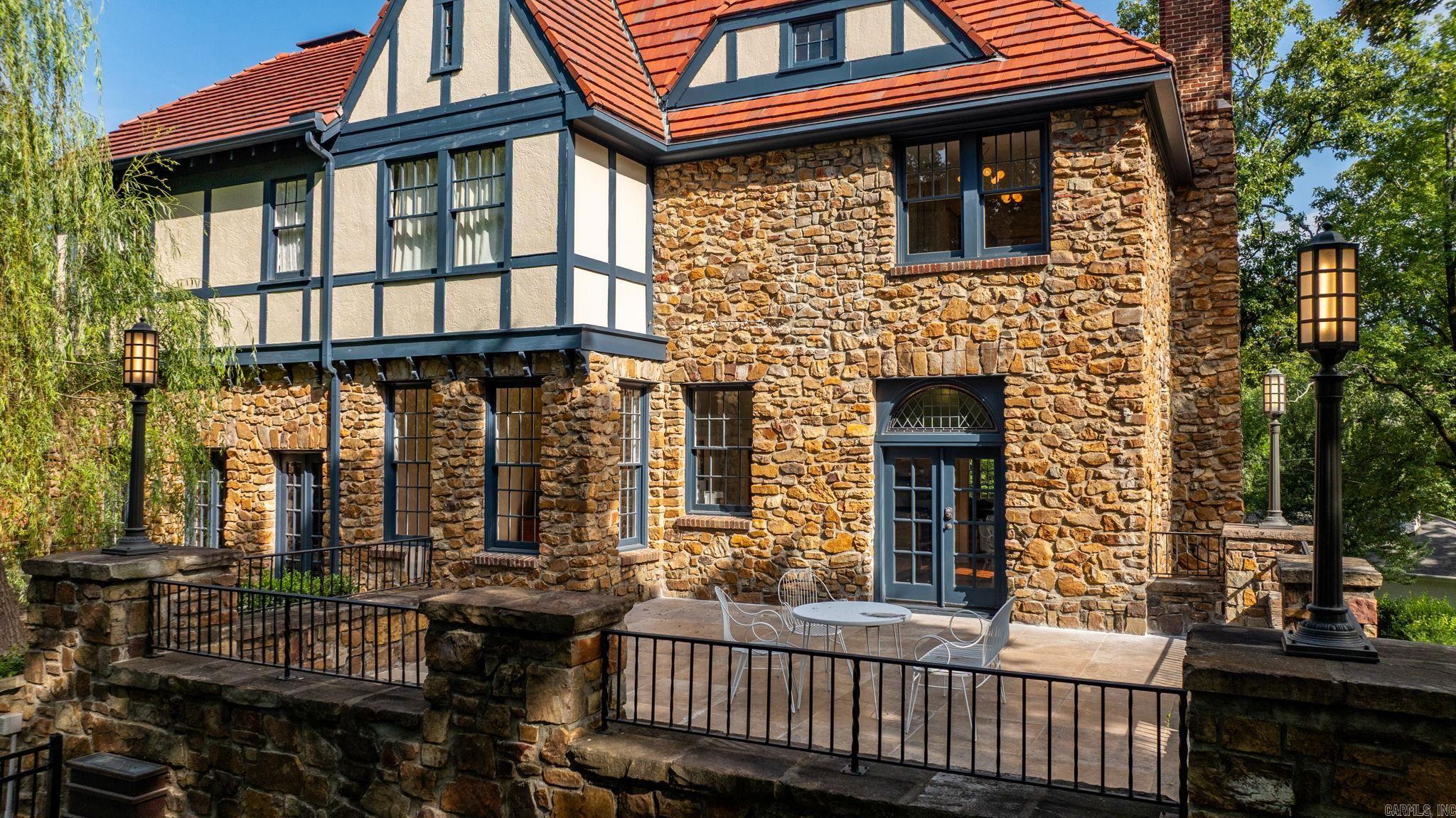 Doyles Place - Residential