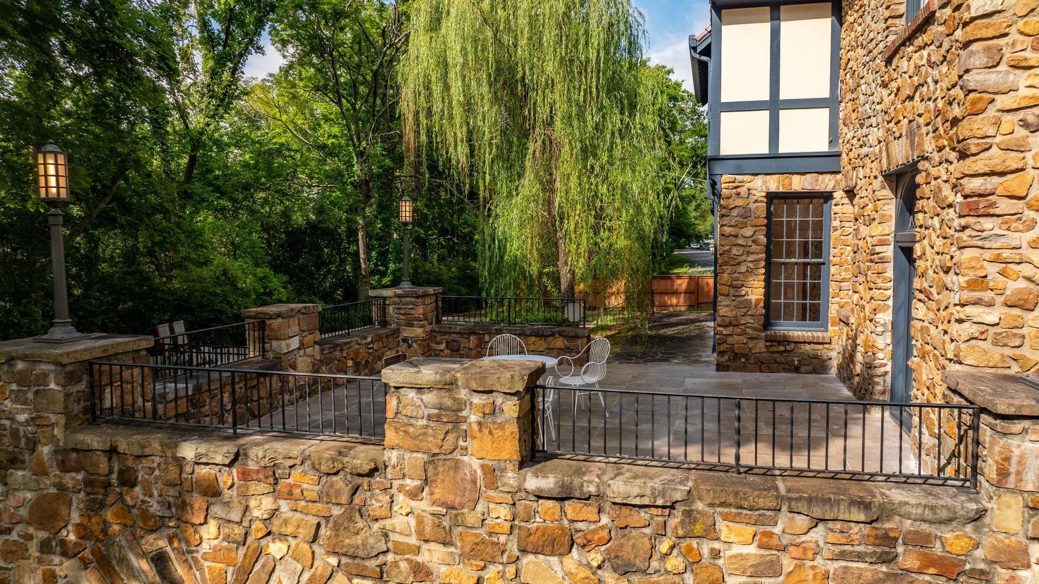 Doyles Place - Residential