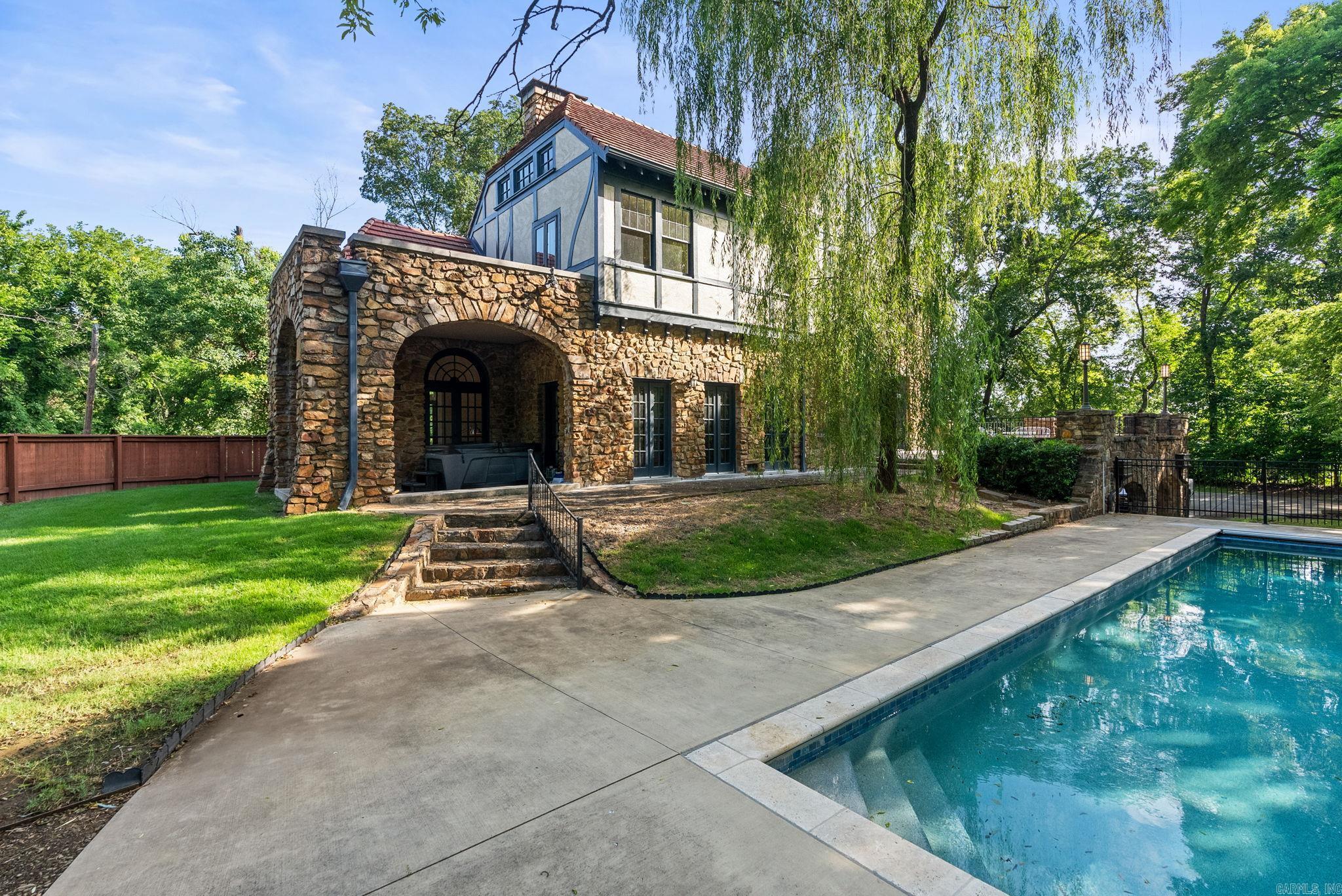 Doyles Place - Residential