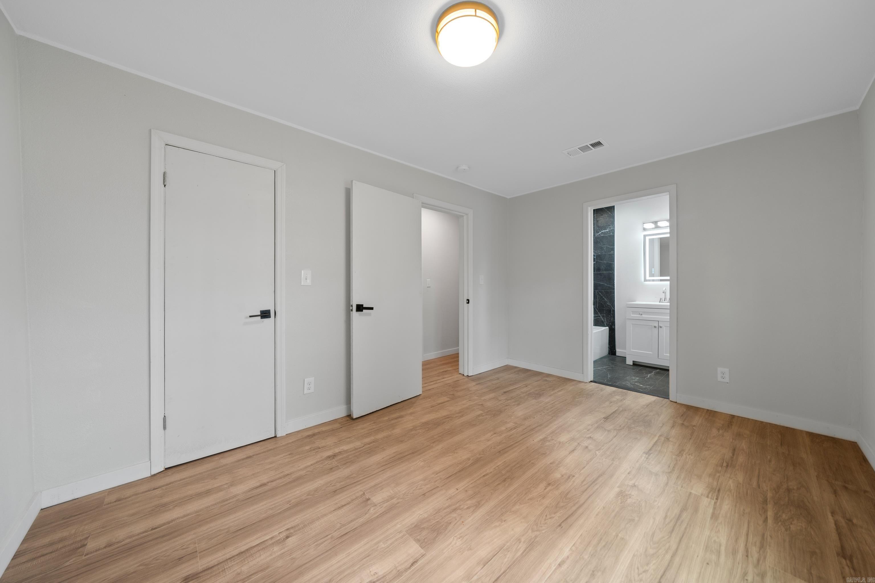 BEVERLY HILLS - Residential