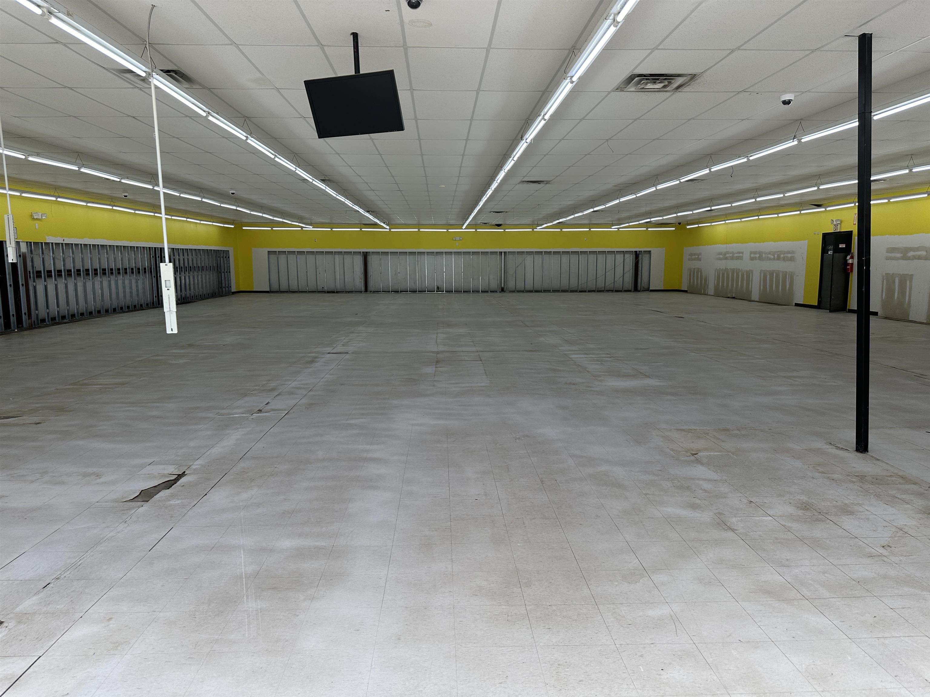 Metes & Bounds - Commercial Sale