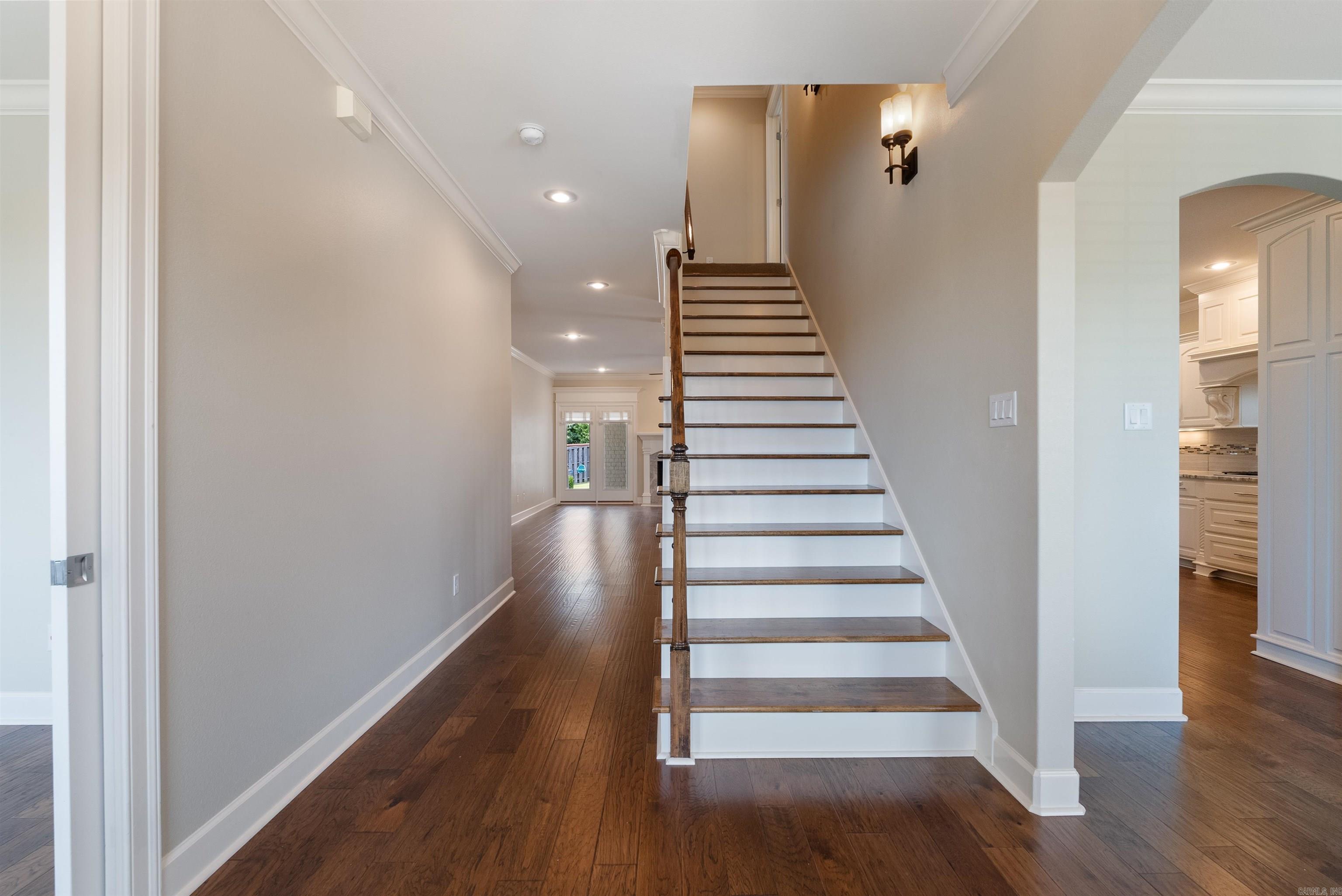 CHENAL VALLEY "TOURNAY CIRCLE" - Residential