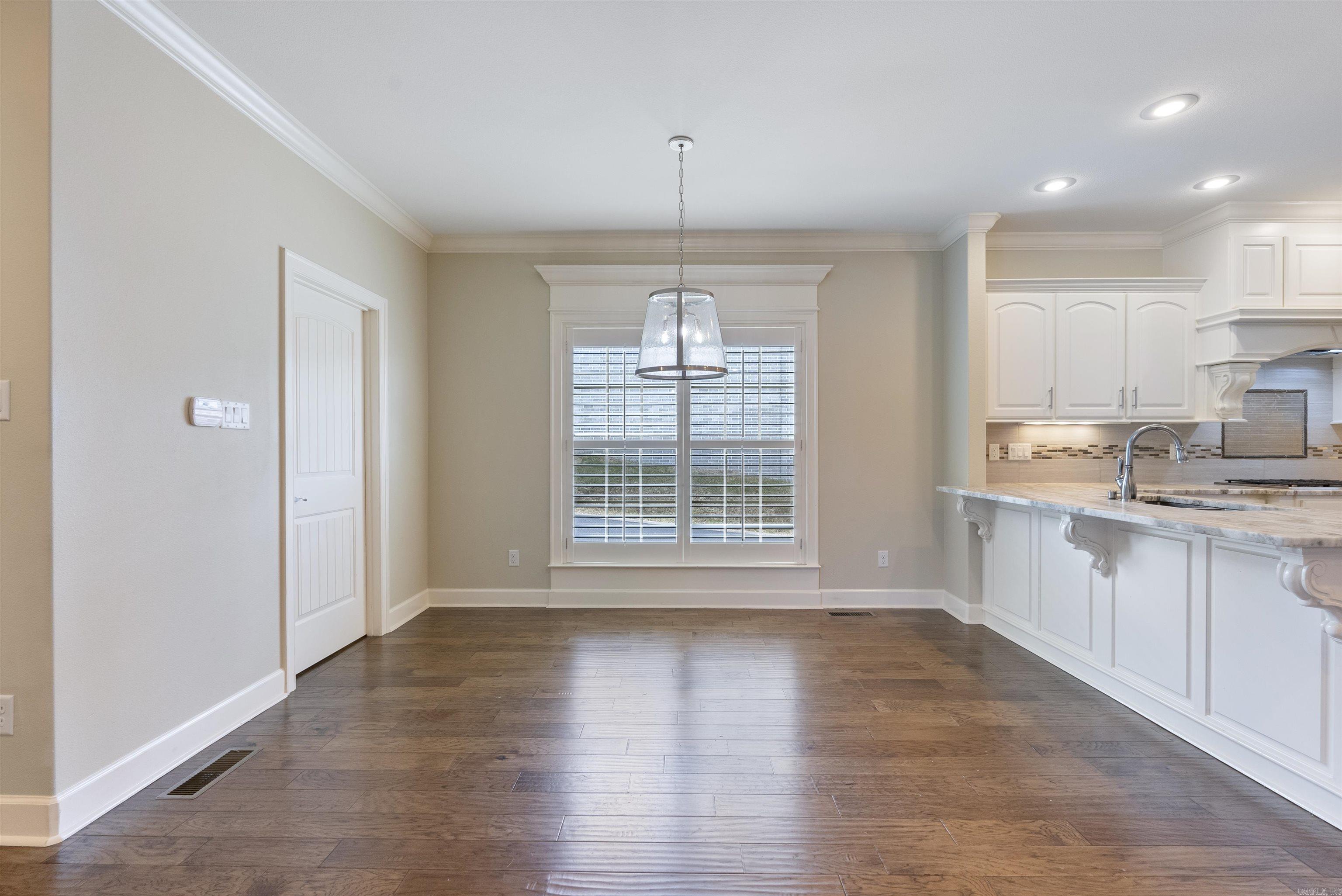 CHENAL VALLEY "TOURNAY CIRCLE" - Residential