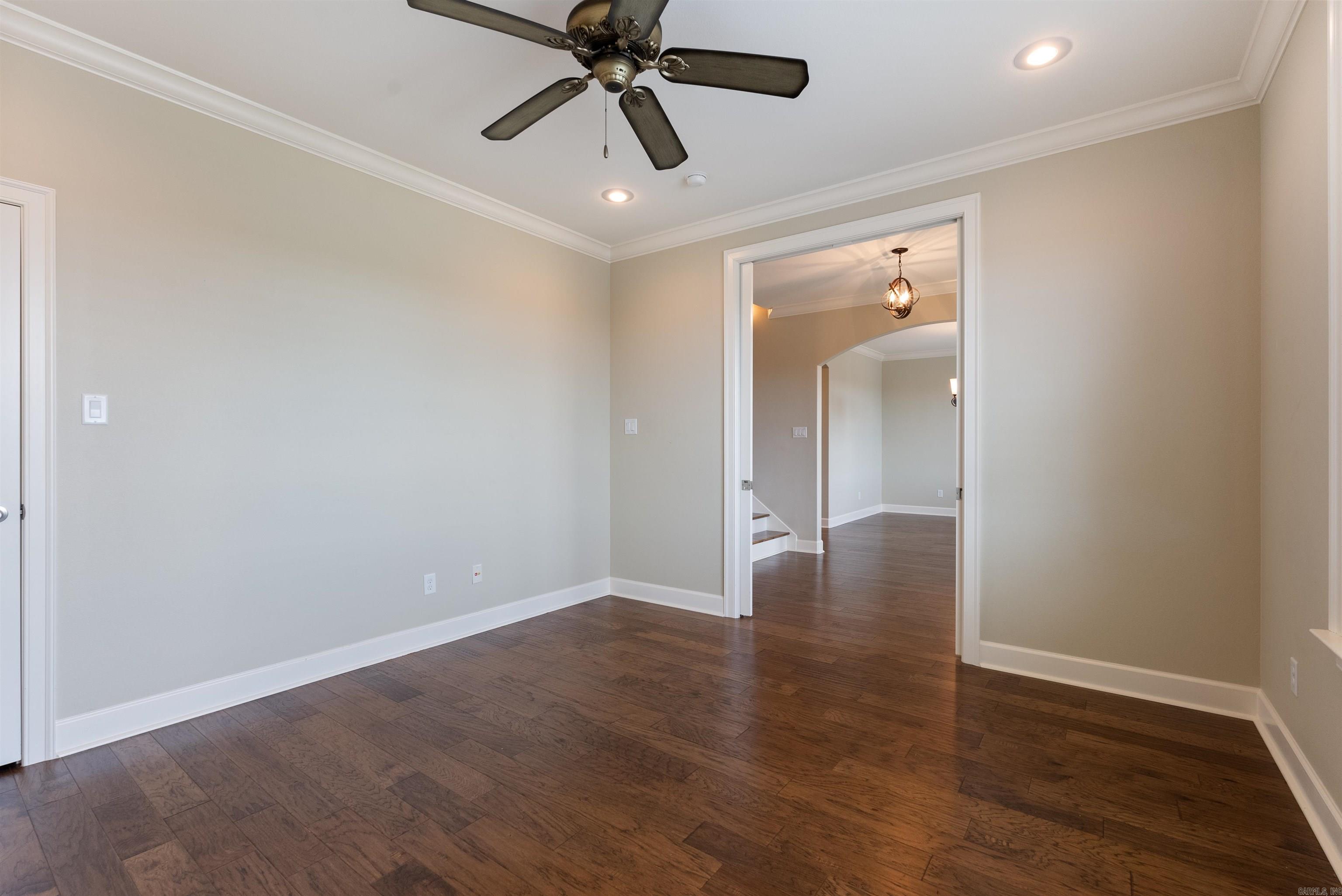 CHENAL VALLEY "TOURNAY CIRCLE" - Residential