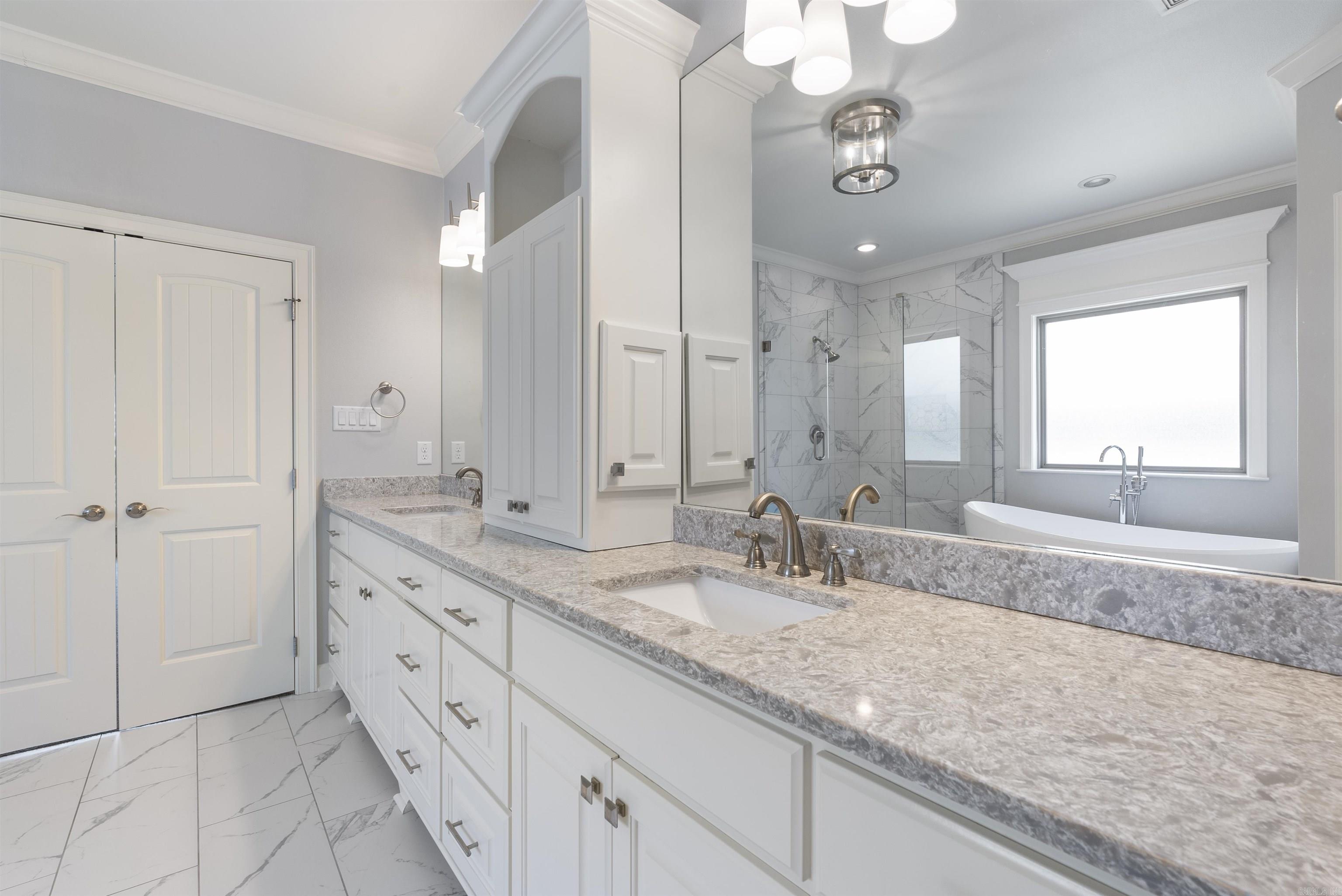 CHENAL VALLEY "TOURNAY CIRCLE" - Residential