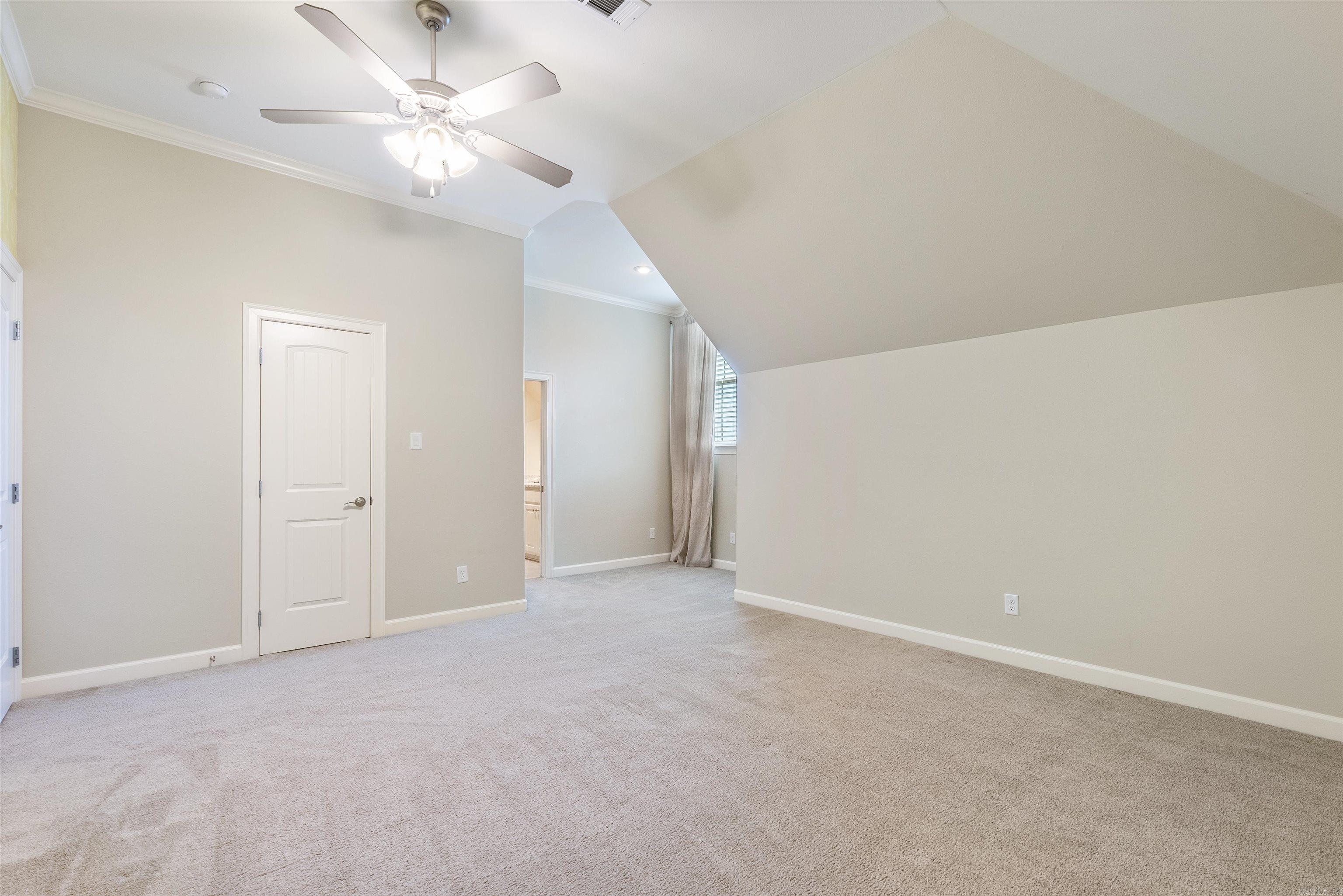 CHENAL VALLEY "TOURNAY CIRCLE" - Residential