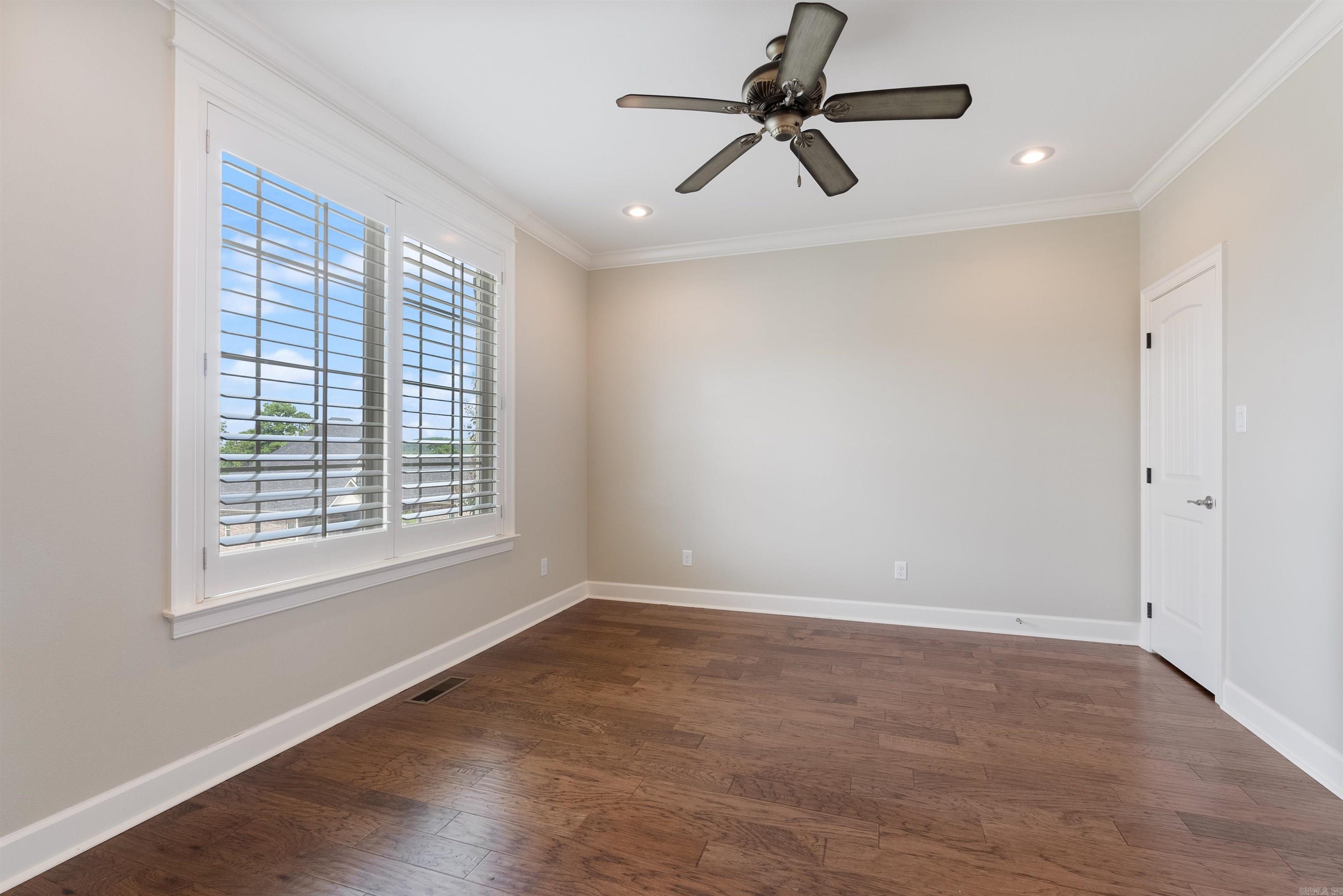 CHENAL VALLEY "TOURNAY CIRCLE" - Residential