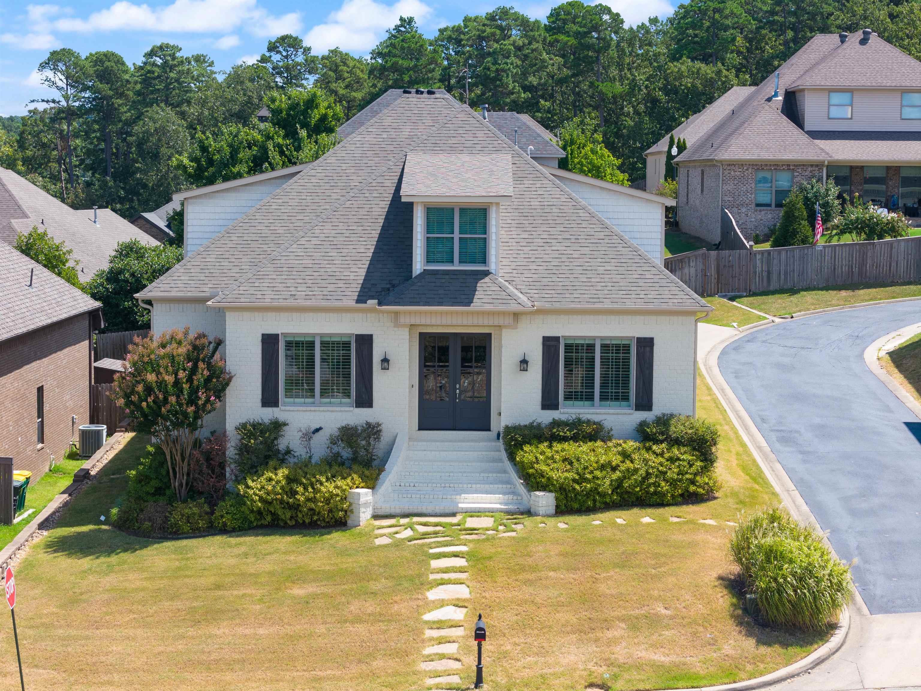 CHENAL VALLEY "TOURNAY CIRCLE" - Residential