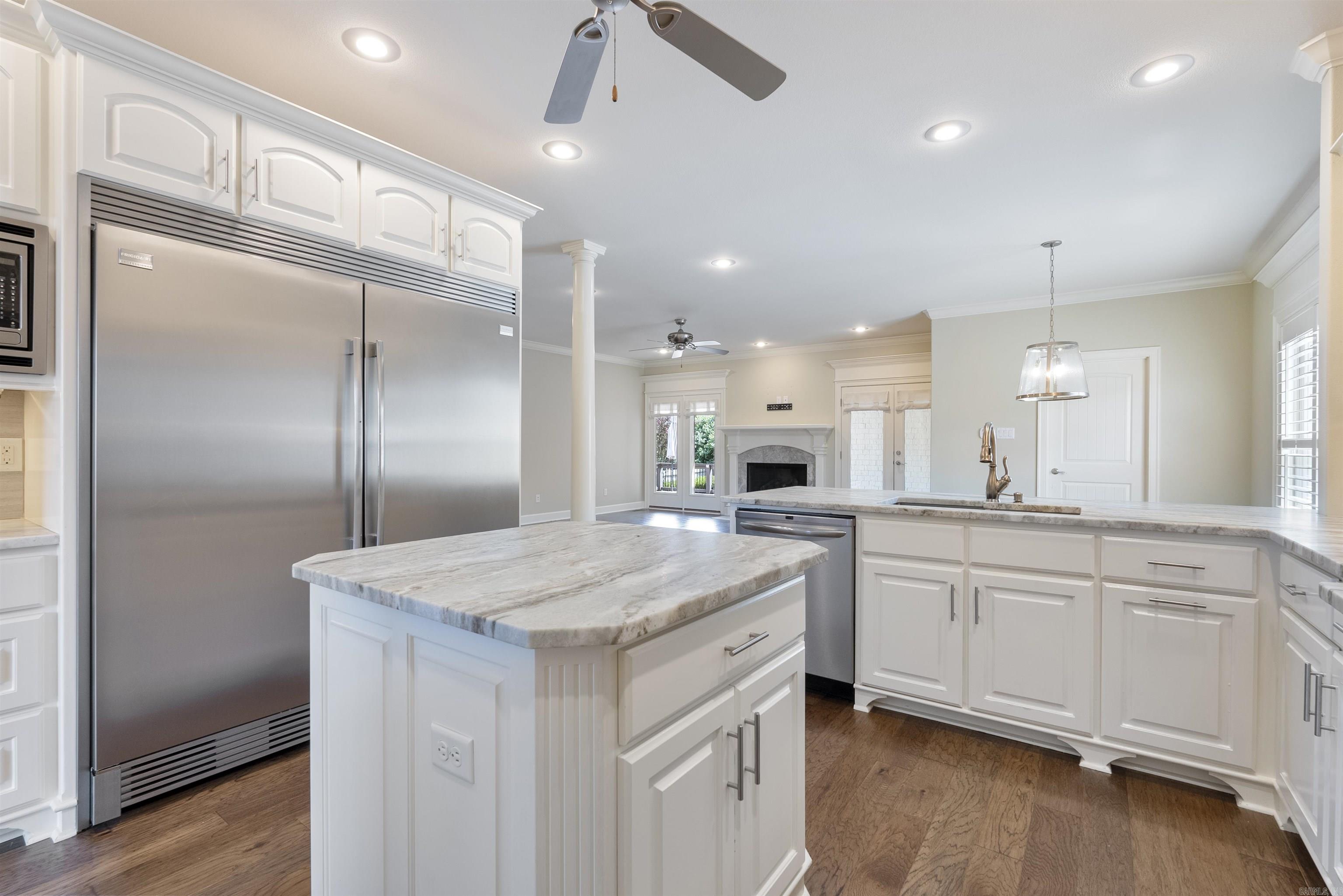 CHENAL VALLEY "TOURNAY CIRCLE" - Residential