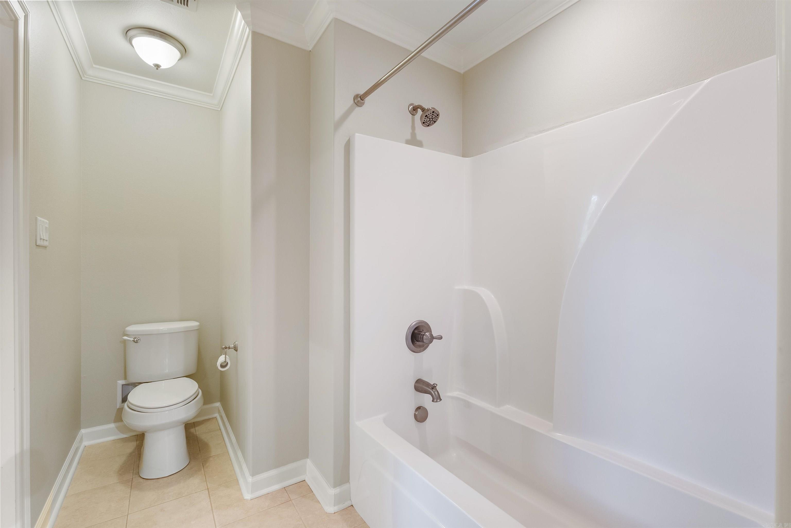 CHENAL VALLEY "TOURNAY CIRCLE" - Residential