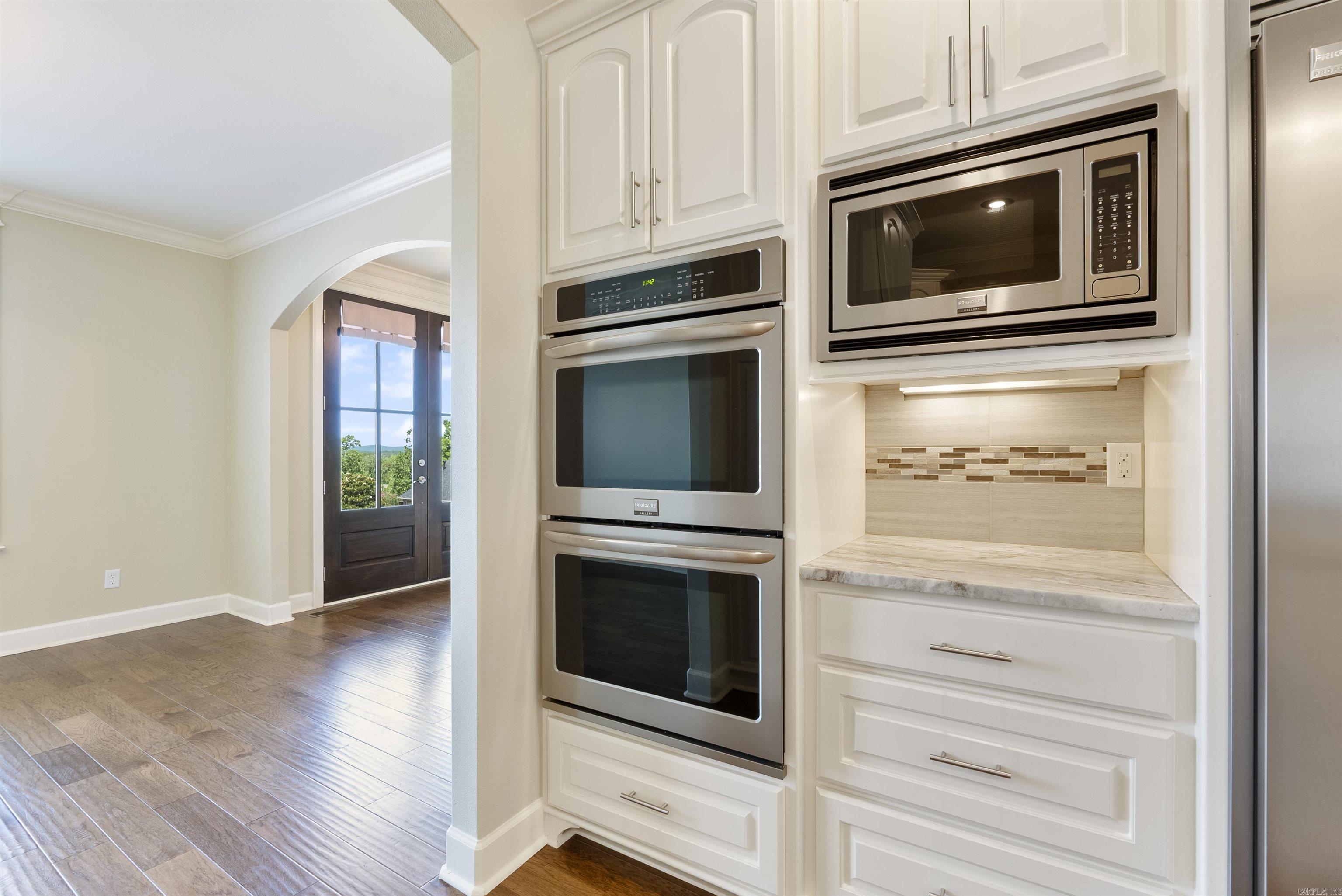 CHENAL VALLEY "TOURNAY CIRCLE" - Residential