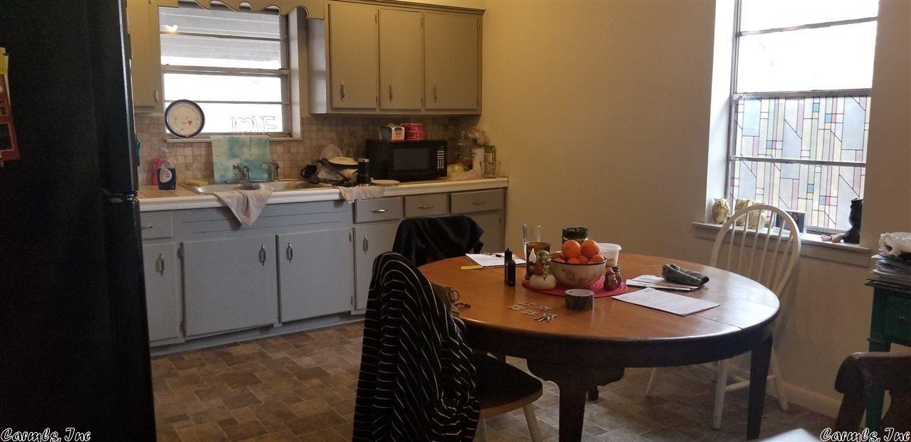 Towering Oaks - Residential Lease