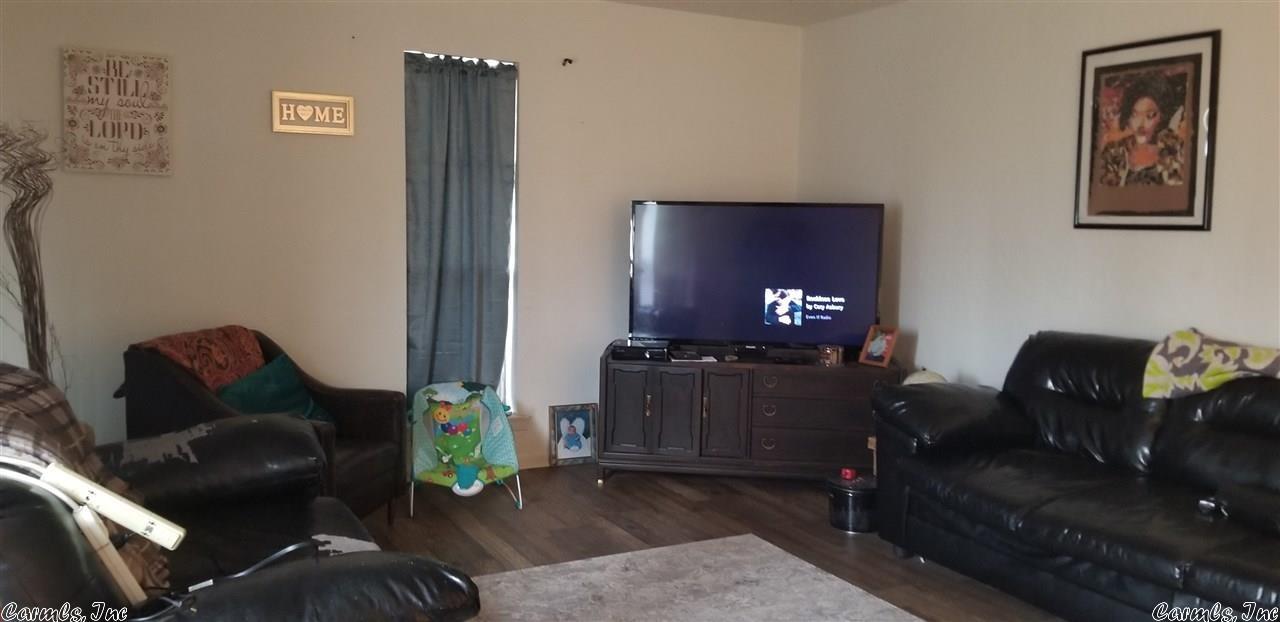 Towering Oaks - Residential Lease