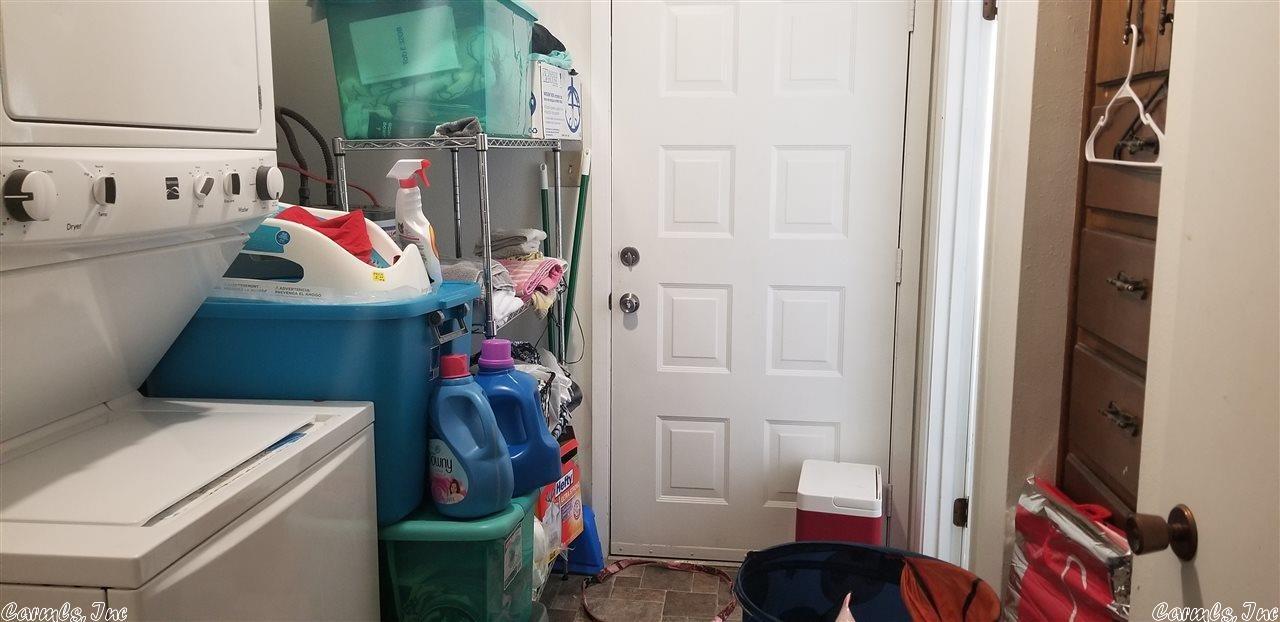 Towering Oaks - Residential Lease