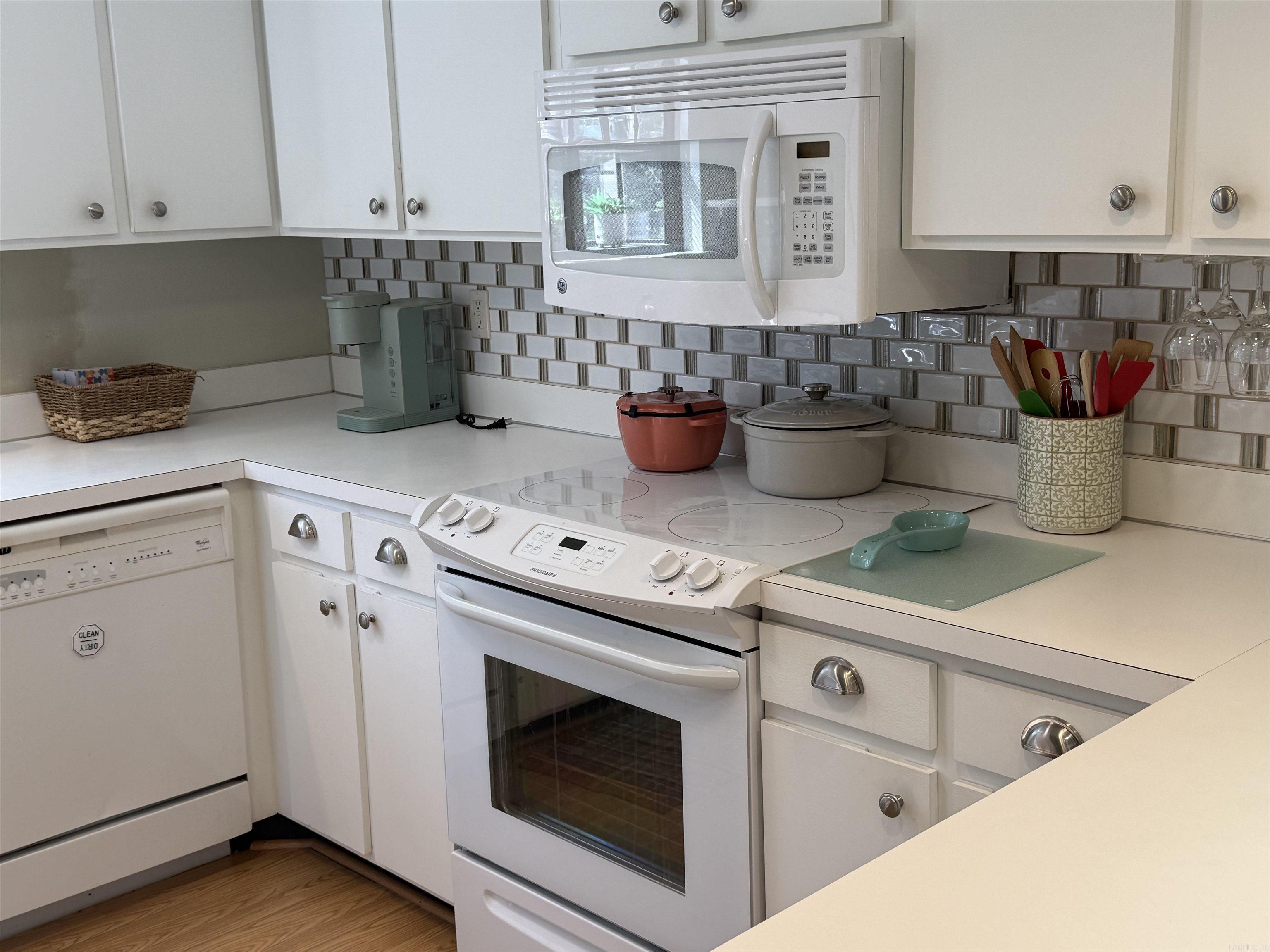 TERRACE TOWNHOUSE ASSOCIATION - Residential