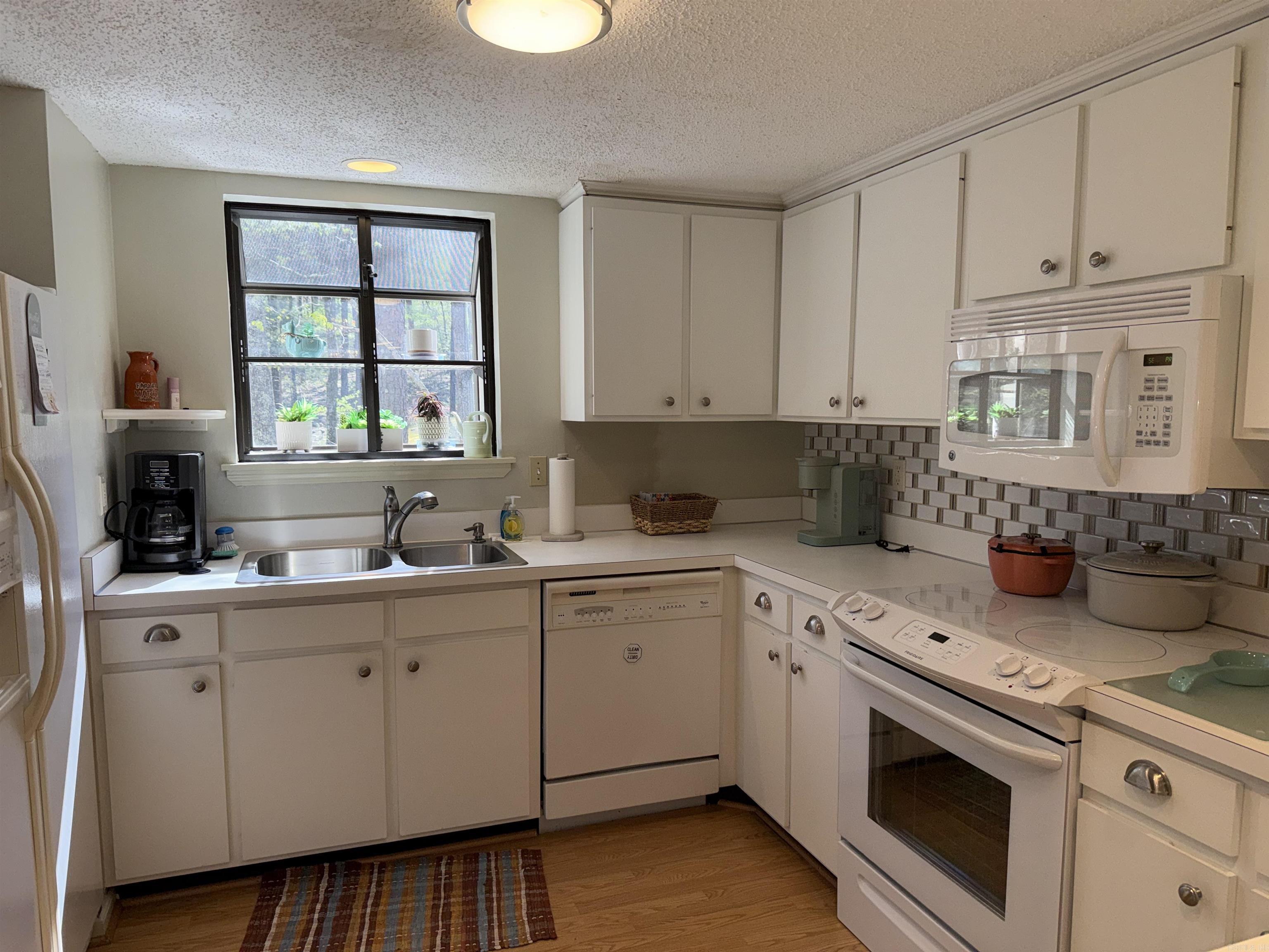 TERRACE TOWNHOUSE ASSOCIATION - Residential