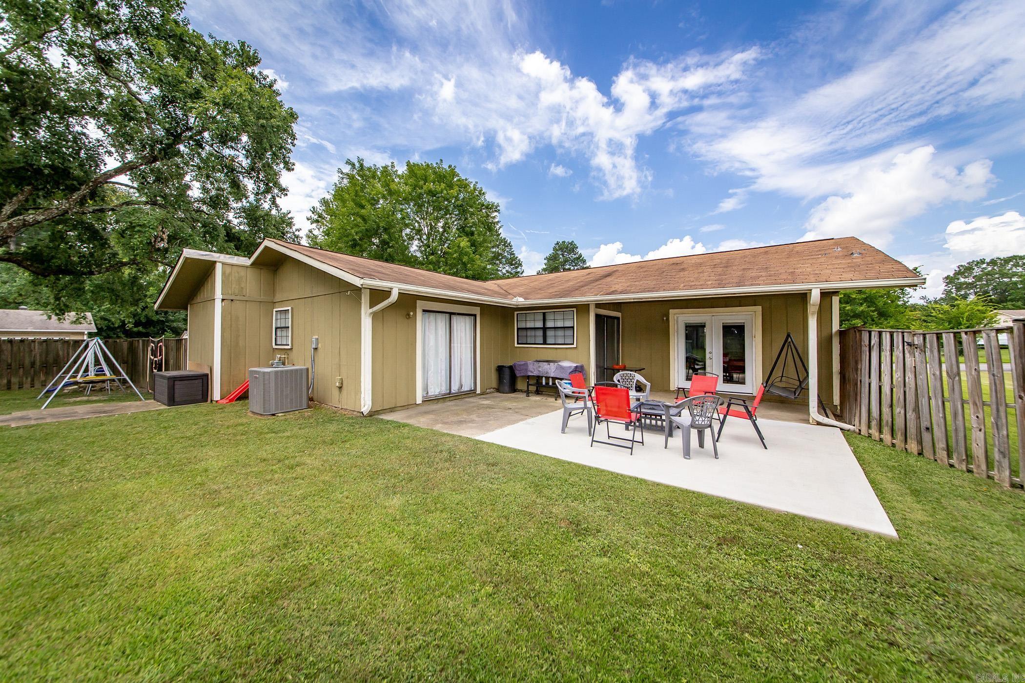 PINE MEADOWS - Residential