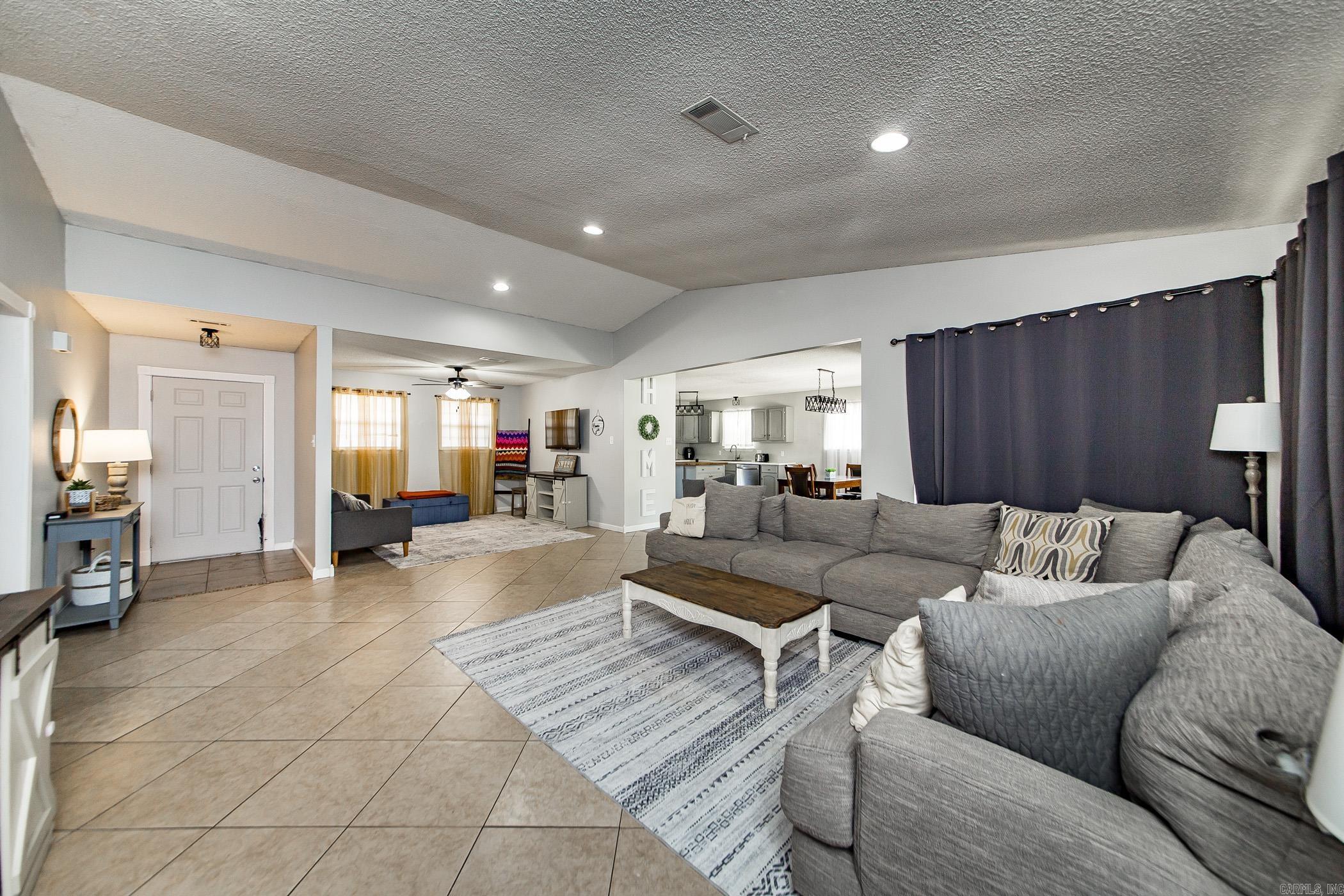 PINE MEADOWS - Residential