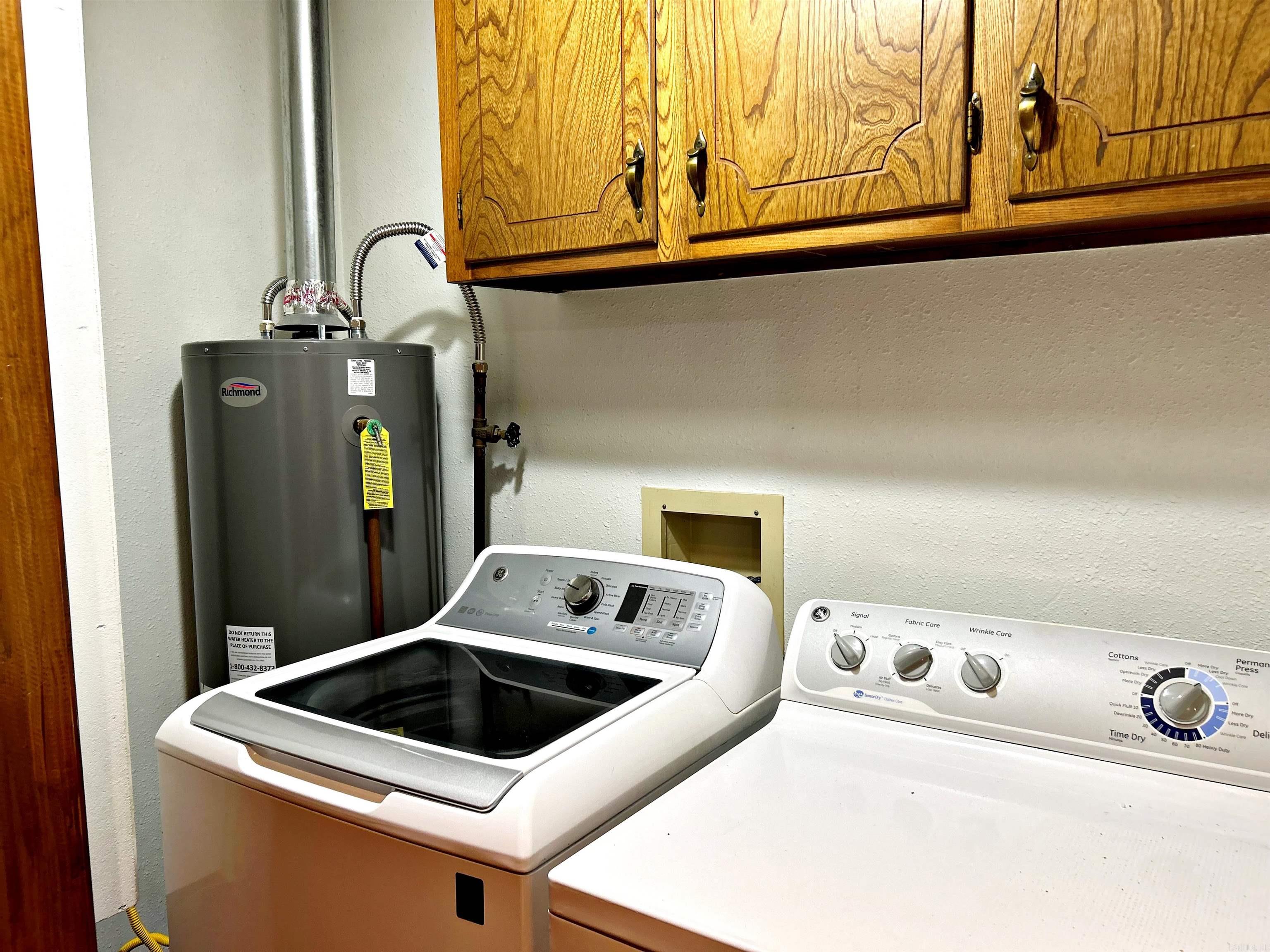 PINE HILLS PARK ADDN - Residential