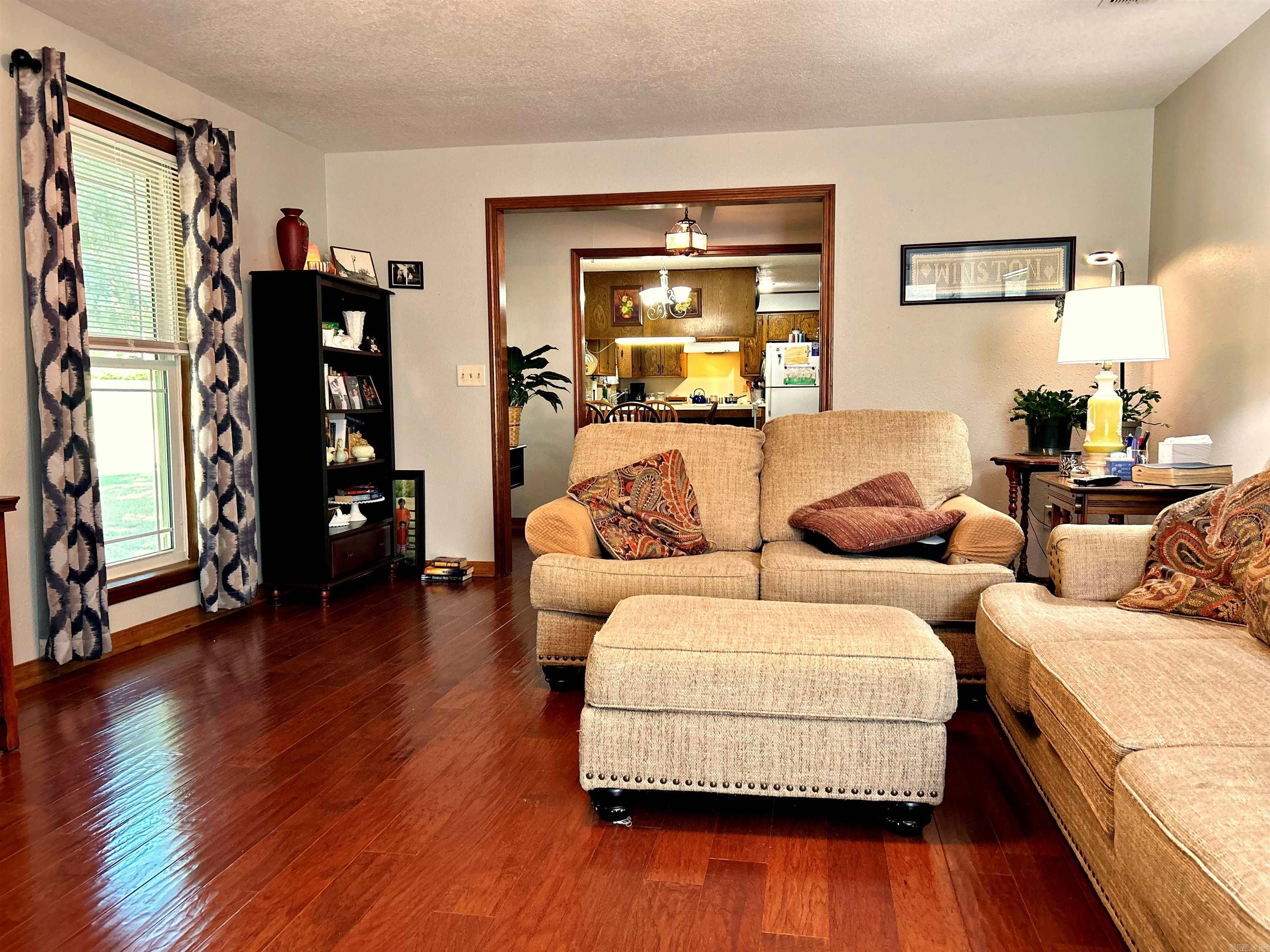 PINE HILLS PARK ADDN - Residential