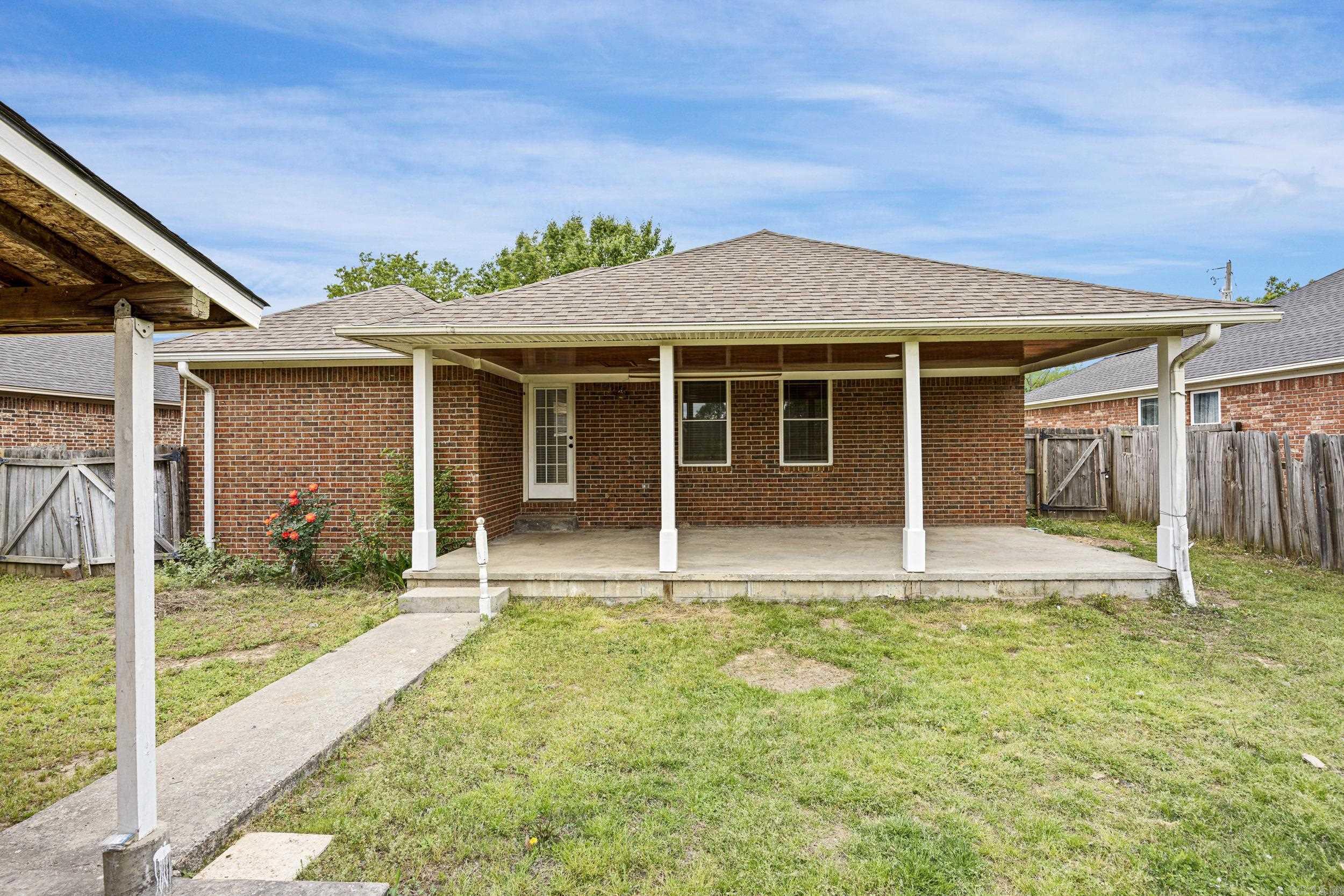MADASON HEIGHTS - Residential