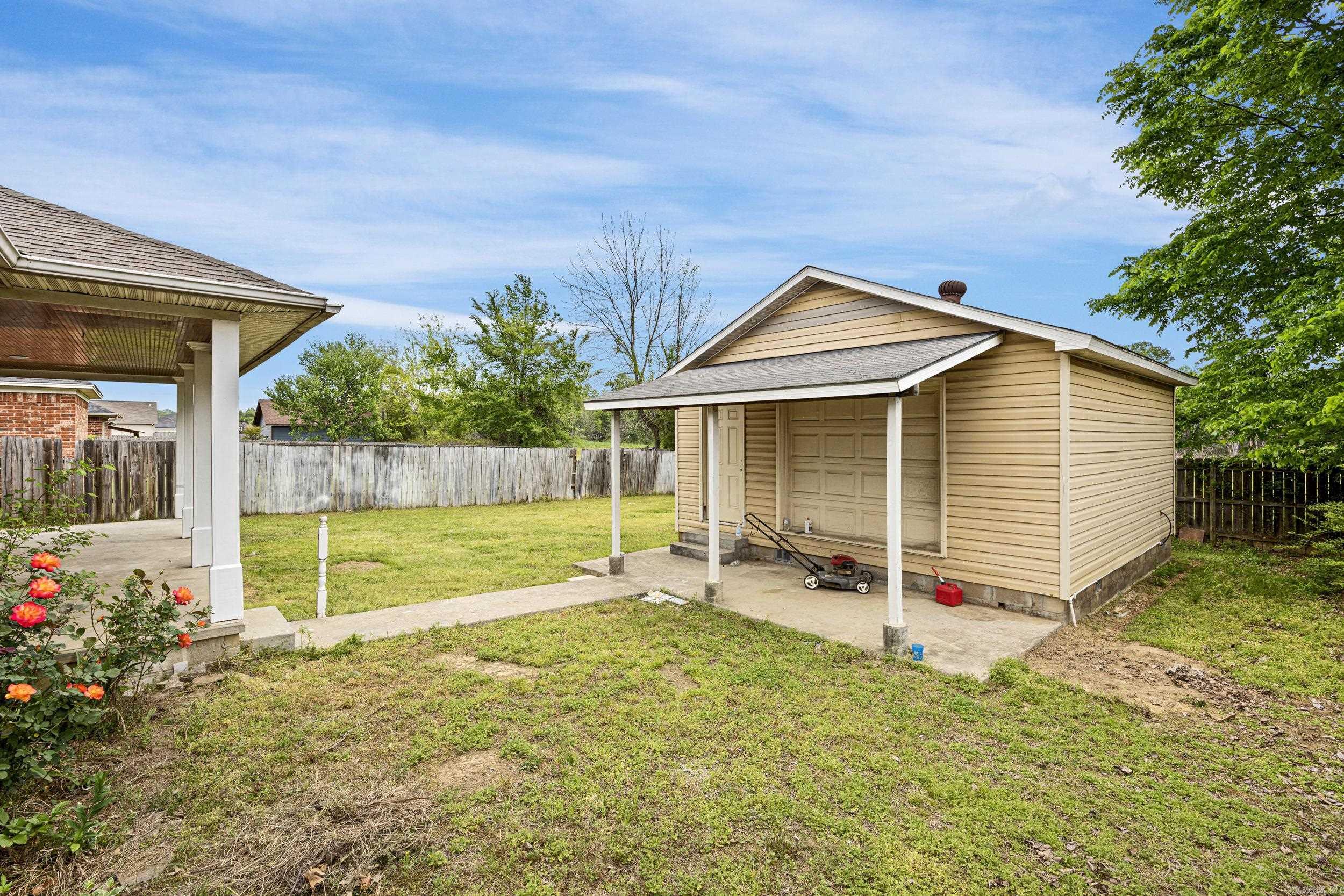 MADASON HEIGHTS - Residential