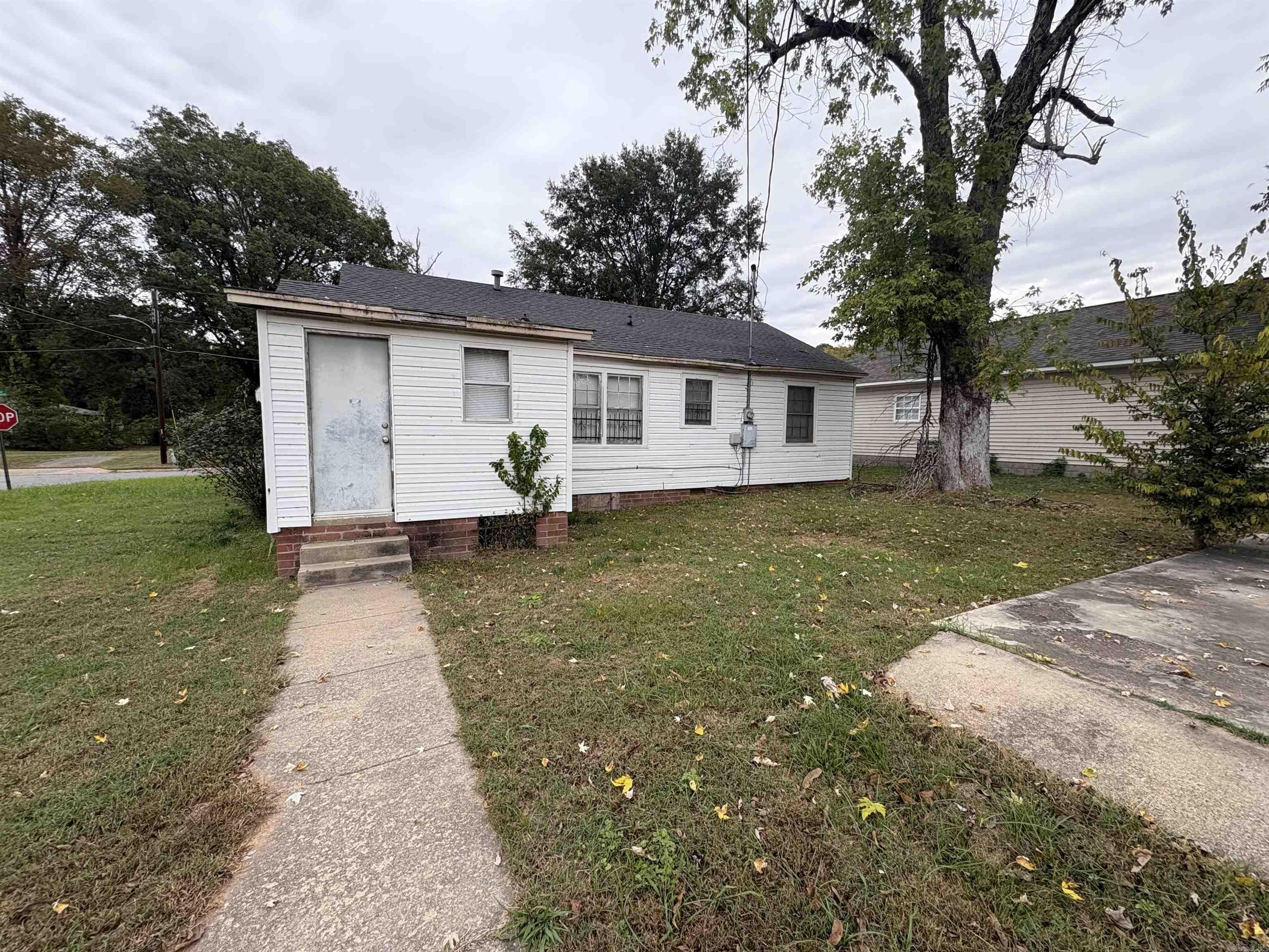 RICH ACRES - Residential