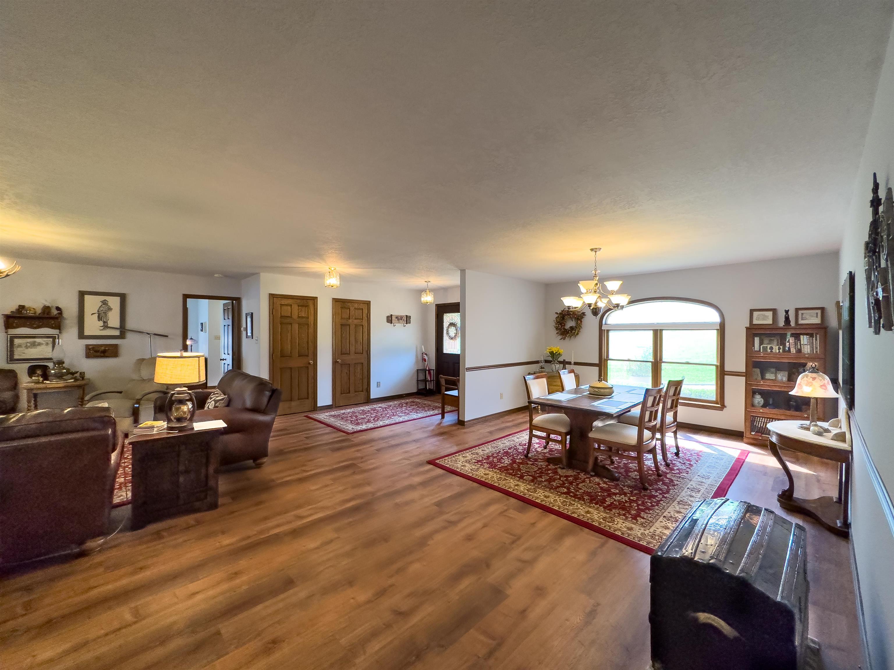 SOUTH SHORE - Residential