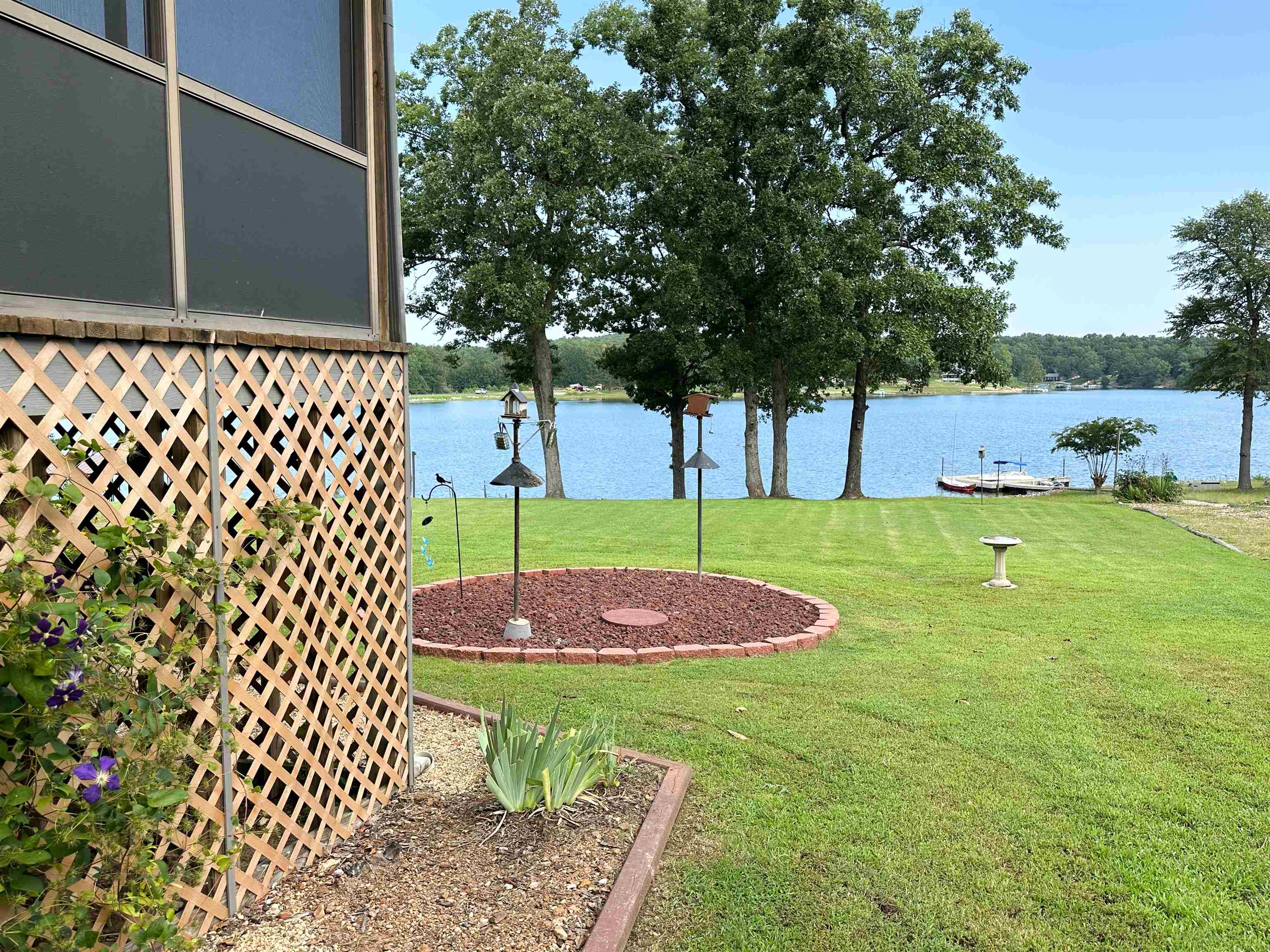 SOUTH SHORE - Residential