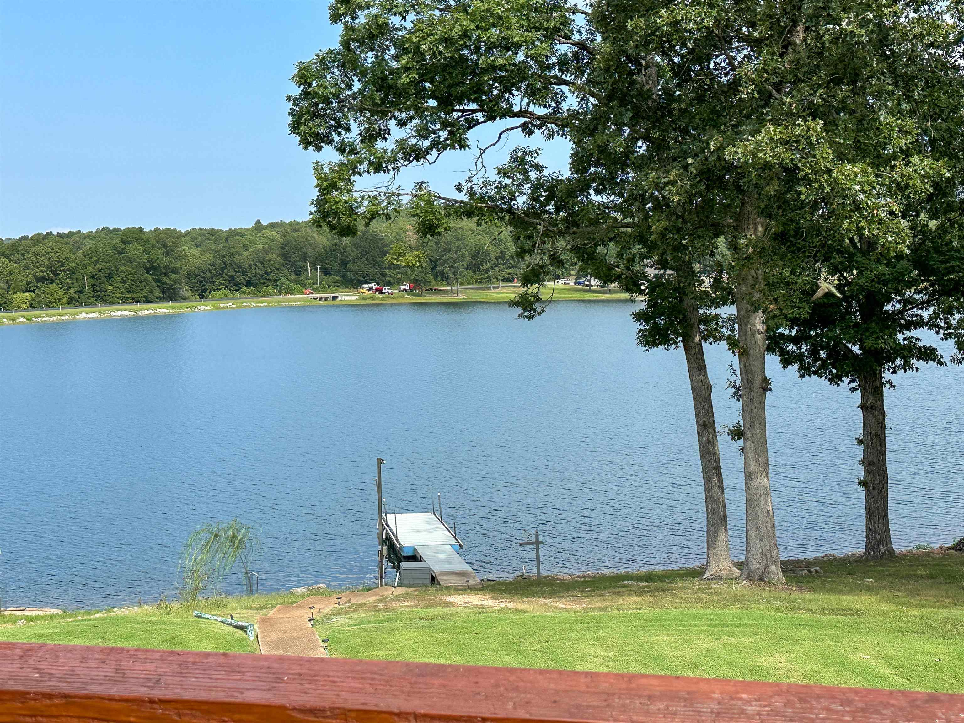 SOUTH SHORE - Residential