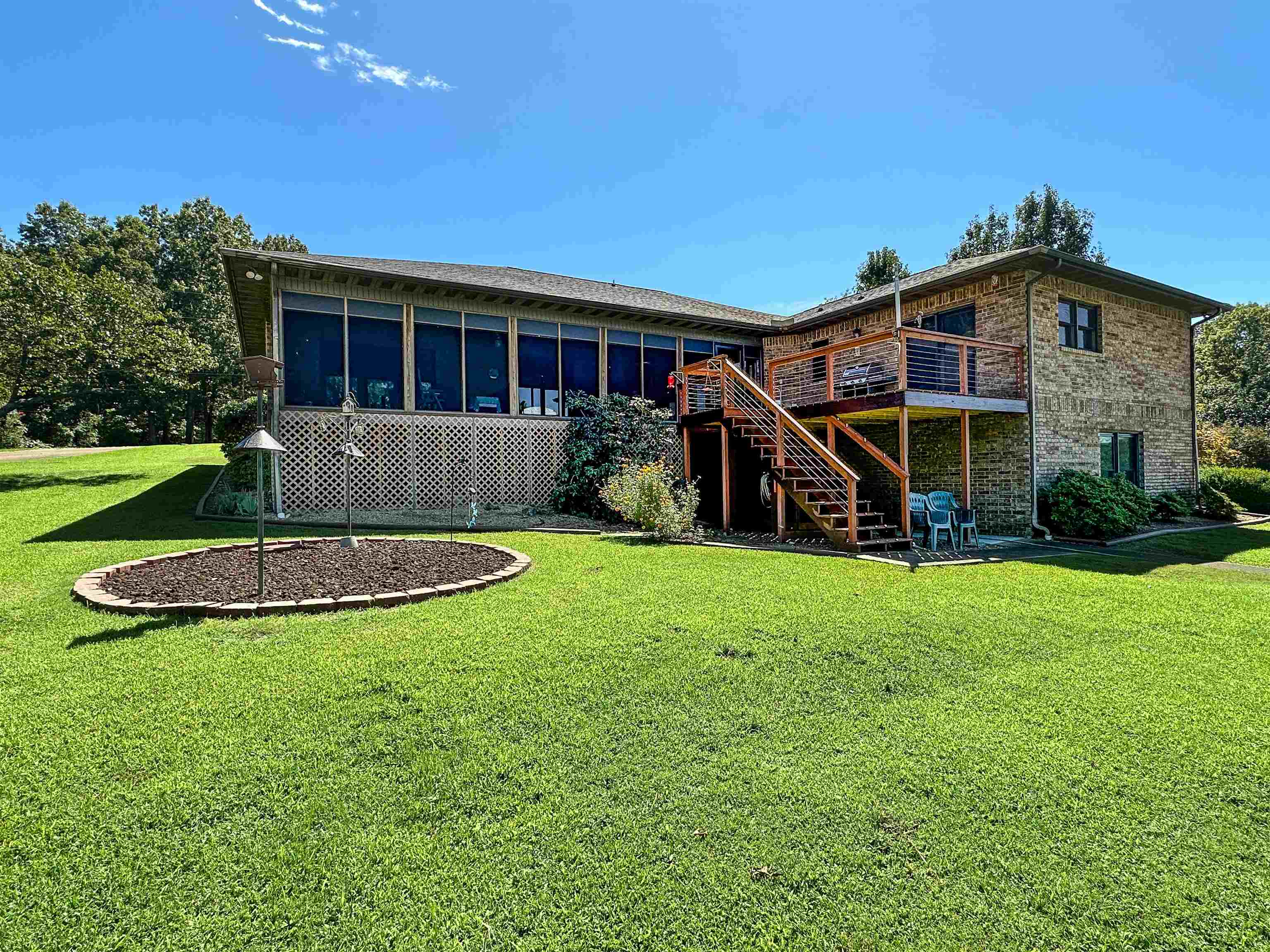 SOUTH SHORE - Residential