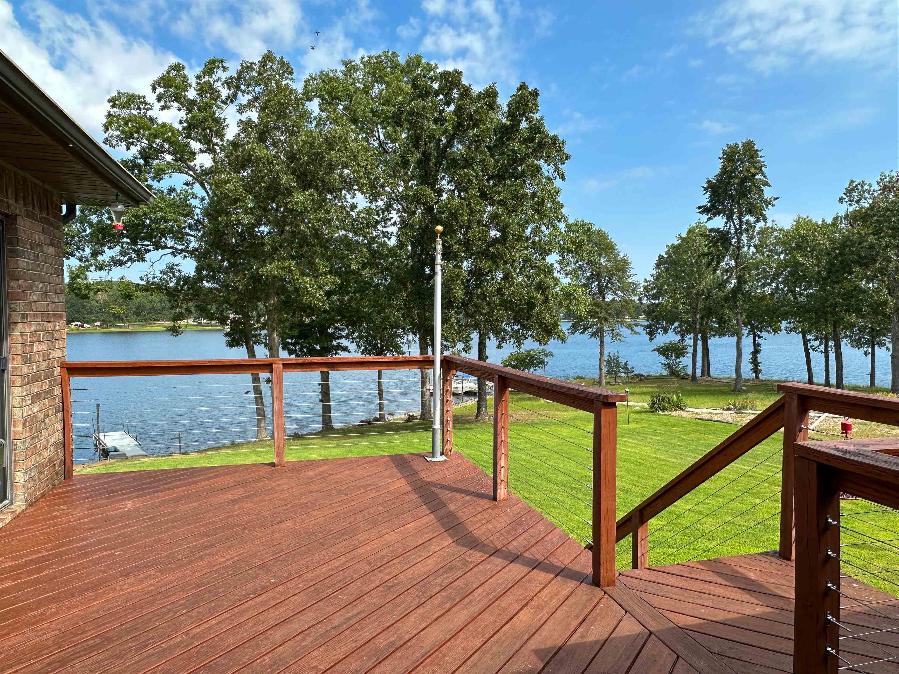 SOUTH SHORE - Residential