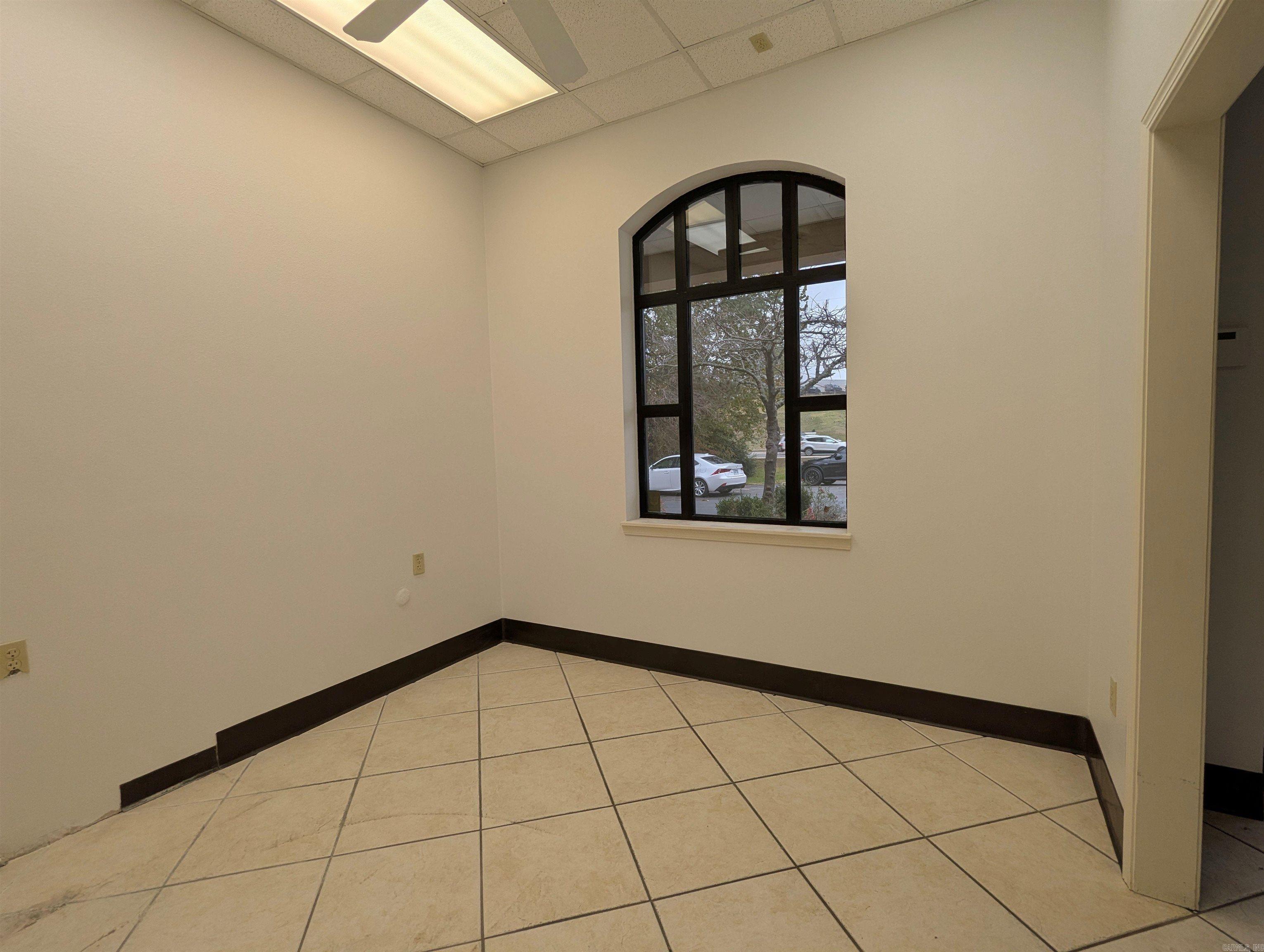 Metes & Bounds - Commercial Lease