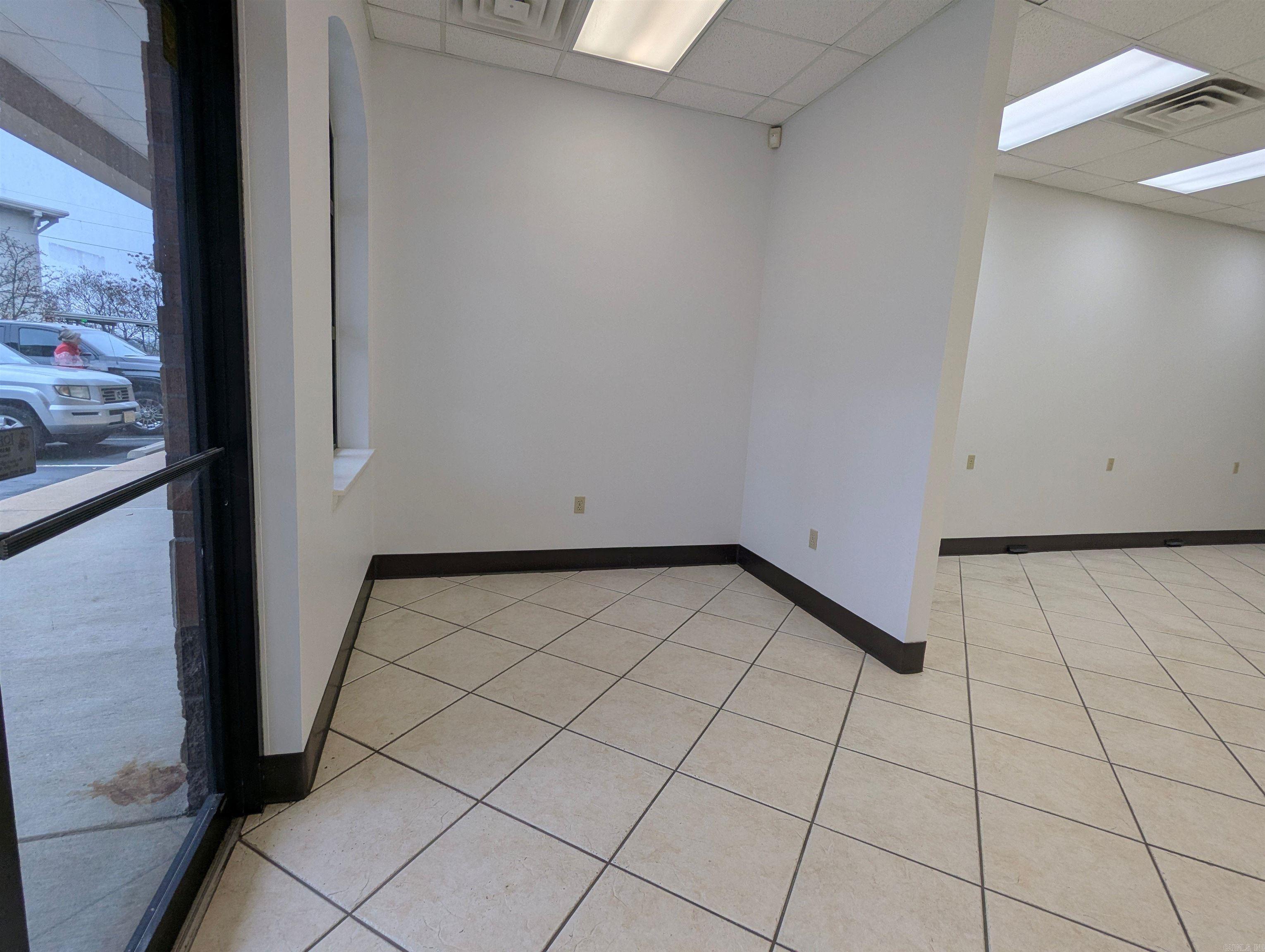 Metes & Bounds - Commercial Lease