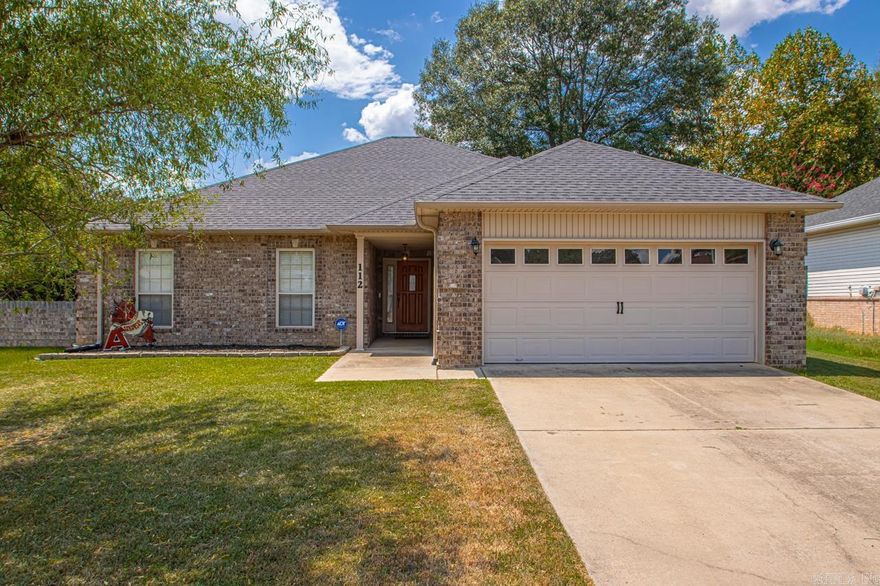 Fantastic home at the End of the cove. This Home has an open floor plan. The living room and dining room / kitchen are all open to one another. The primary bedroom is away from the guests bedrooms. The seller is offering a $4,000 allowance for new kitchen countertops, with an accepted offer!!  Large privacy fenced backyard.