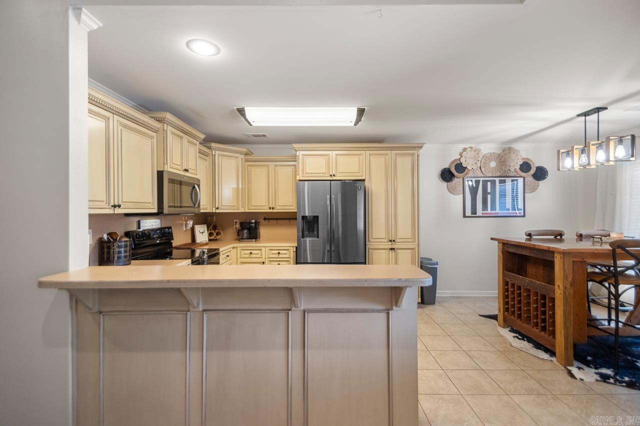 HICKORY SPRINGS - Residential