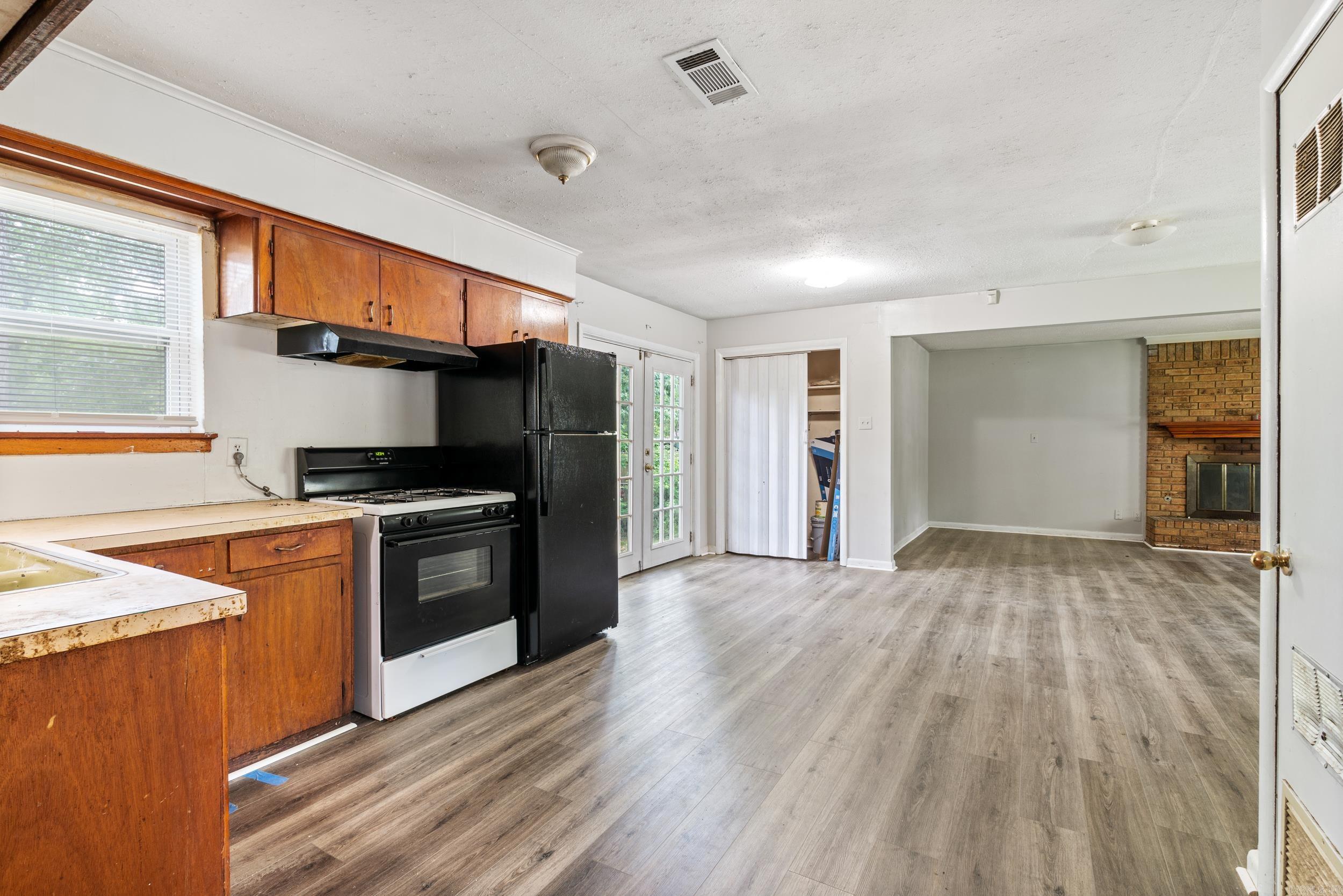 FAIRFIELD - Residential