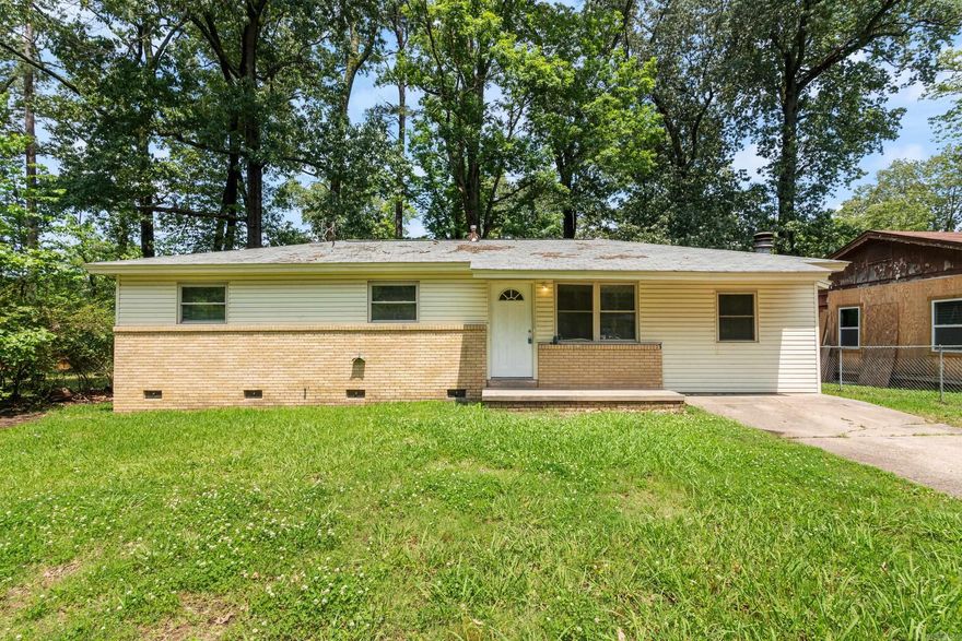 Investment opportunity! Water heater from 2022, newly remodeled. See remarks