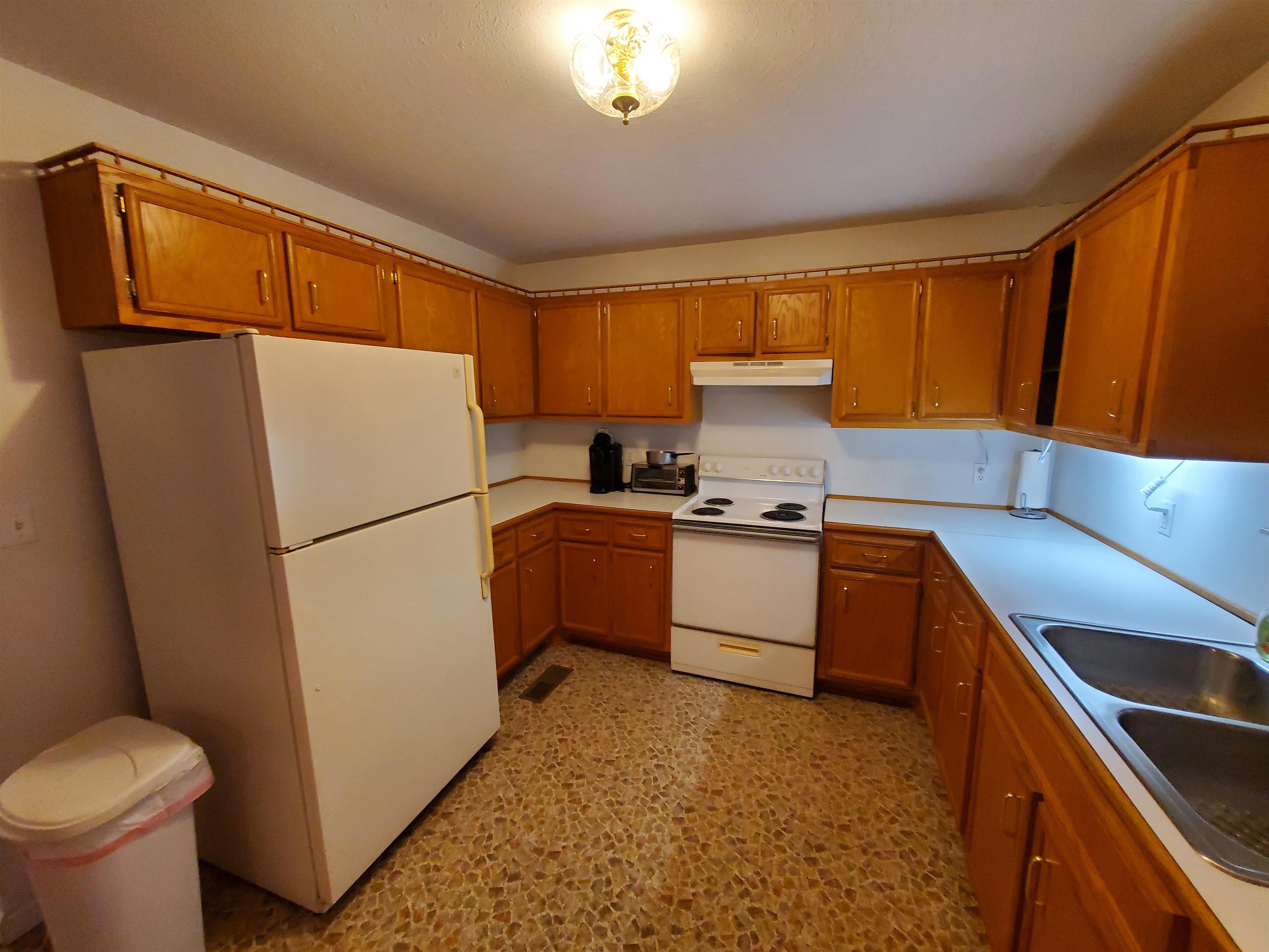 SHADY ACRES MH PARK - Residential