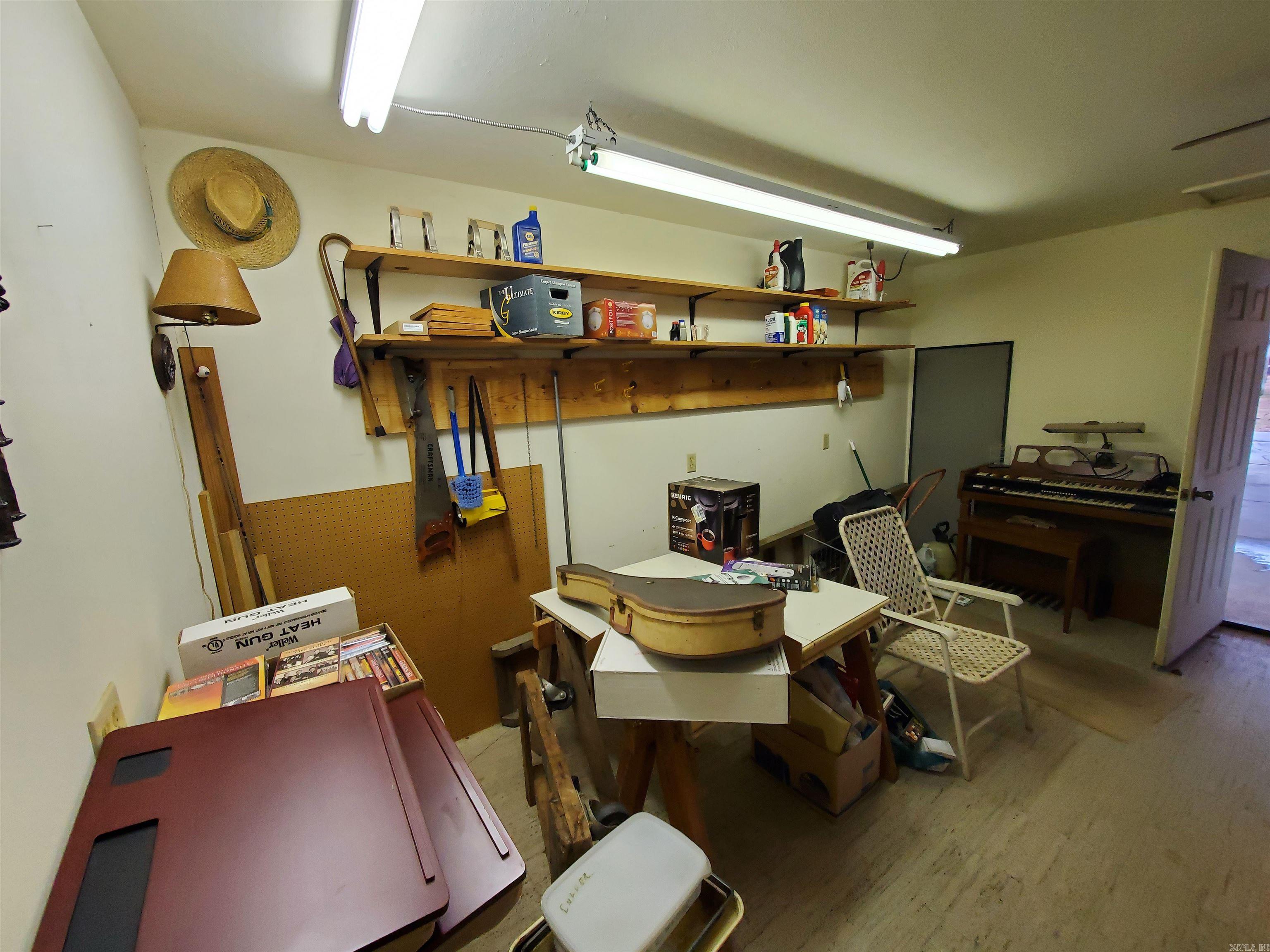 SHADY ACRES MH PARK - Residential