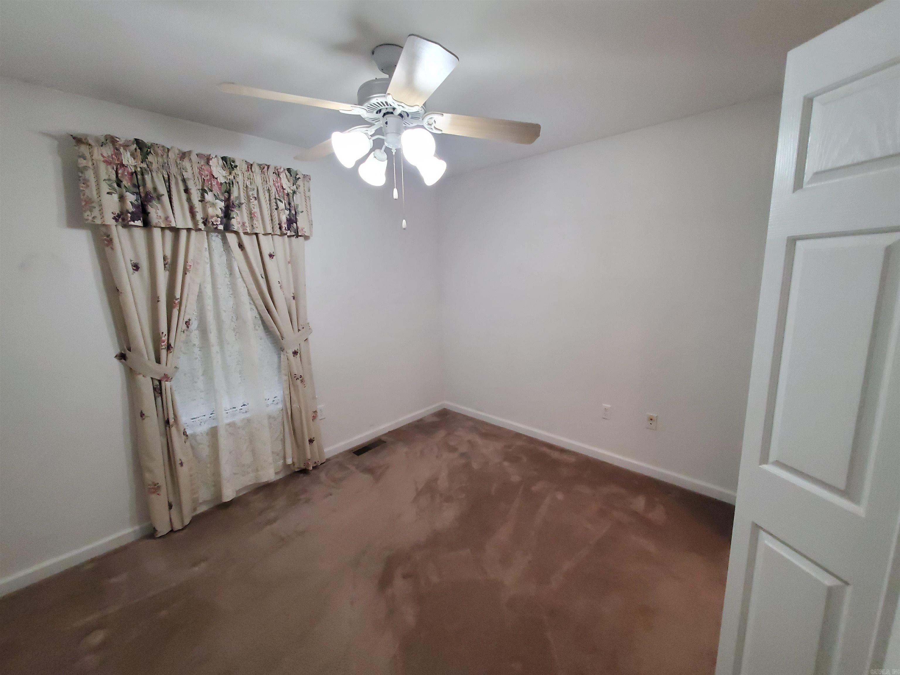 SHADY ACRES MH PARK - Residential